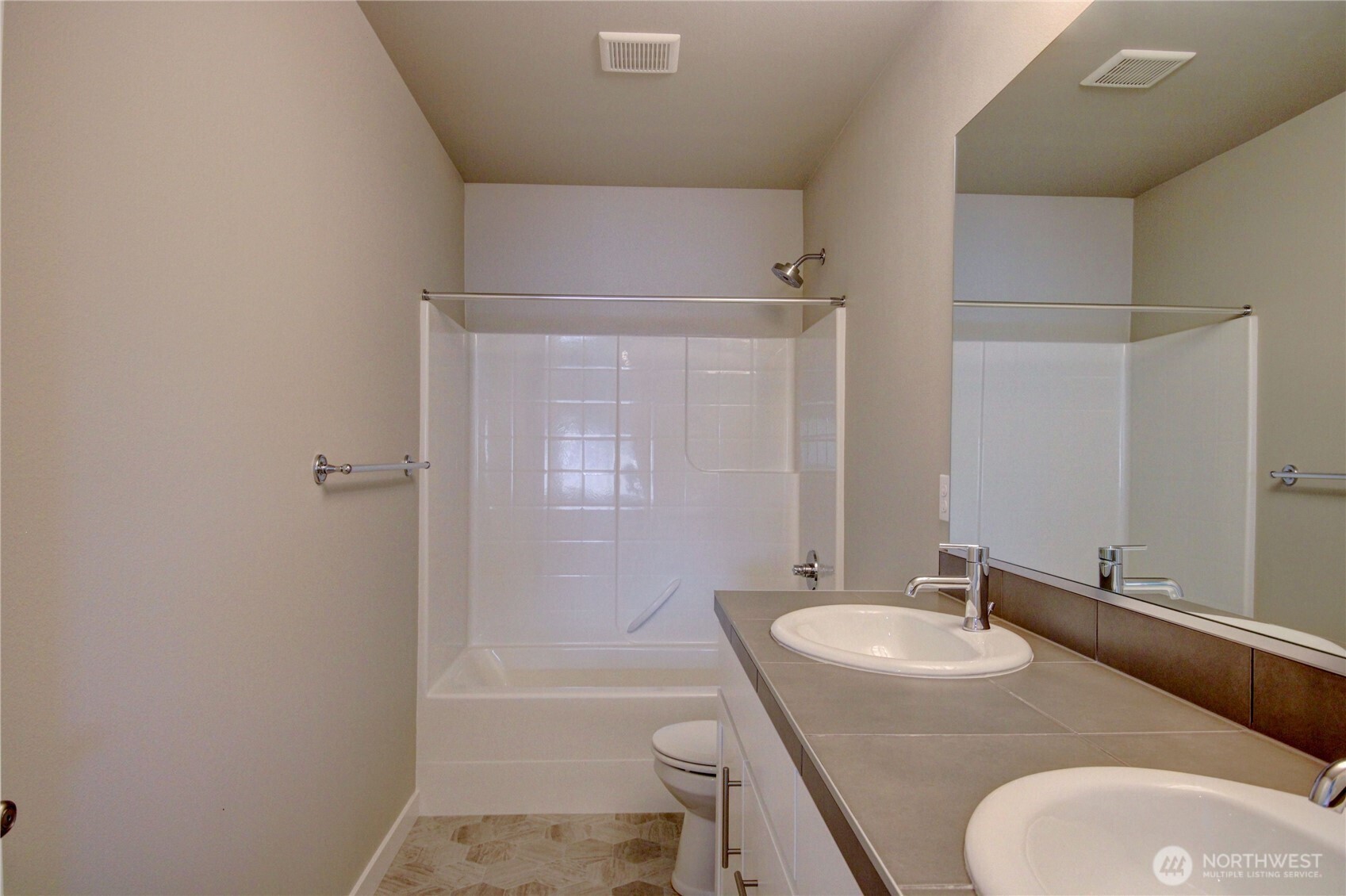 Burlington, Washington, 98233, United States, 3 Bedrooms Bedrooms, ,3 BathroomsBathrooms,Residential,For Sale,1922030
