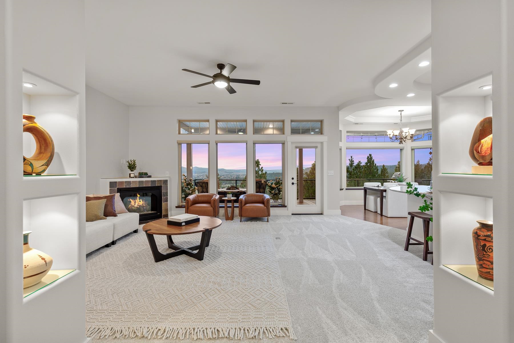 Newman Lake, Washington, 99025, United States, 3 Bedrooms Bedrooms, ,4 BathroomsBathrooms,Residential,For Sale,2028659