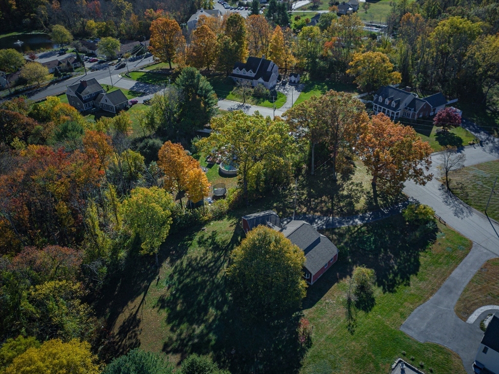 Dracut, Massachusetts, 01826, United States, 3 Bedrooms Bedrooms, ,2 BathroomsBathrooms,Residential,For Sale,1982385