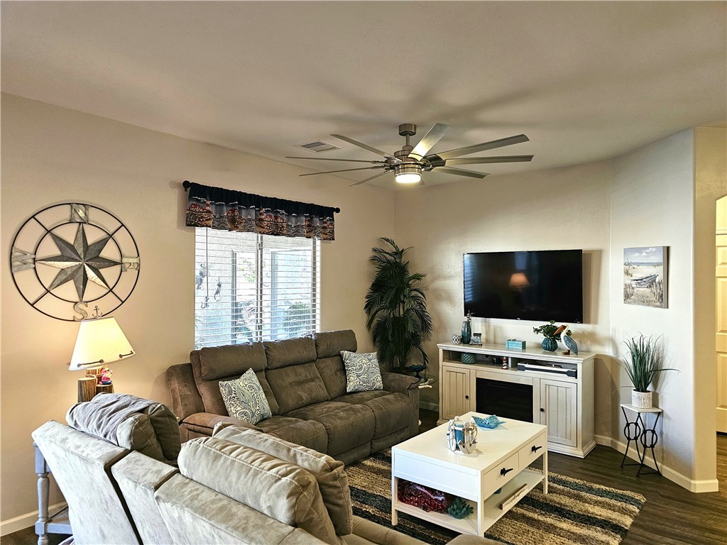 Lake Havasu, Arizona, 86404, United States, 3 Bedrooms Bedrooms, ,2 BathroomsBathrooms,Residential,For Sale,1956180