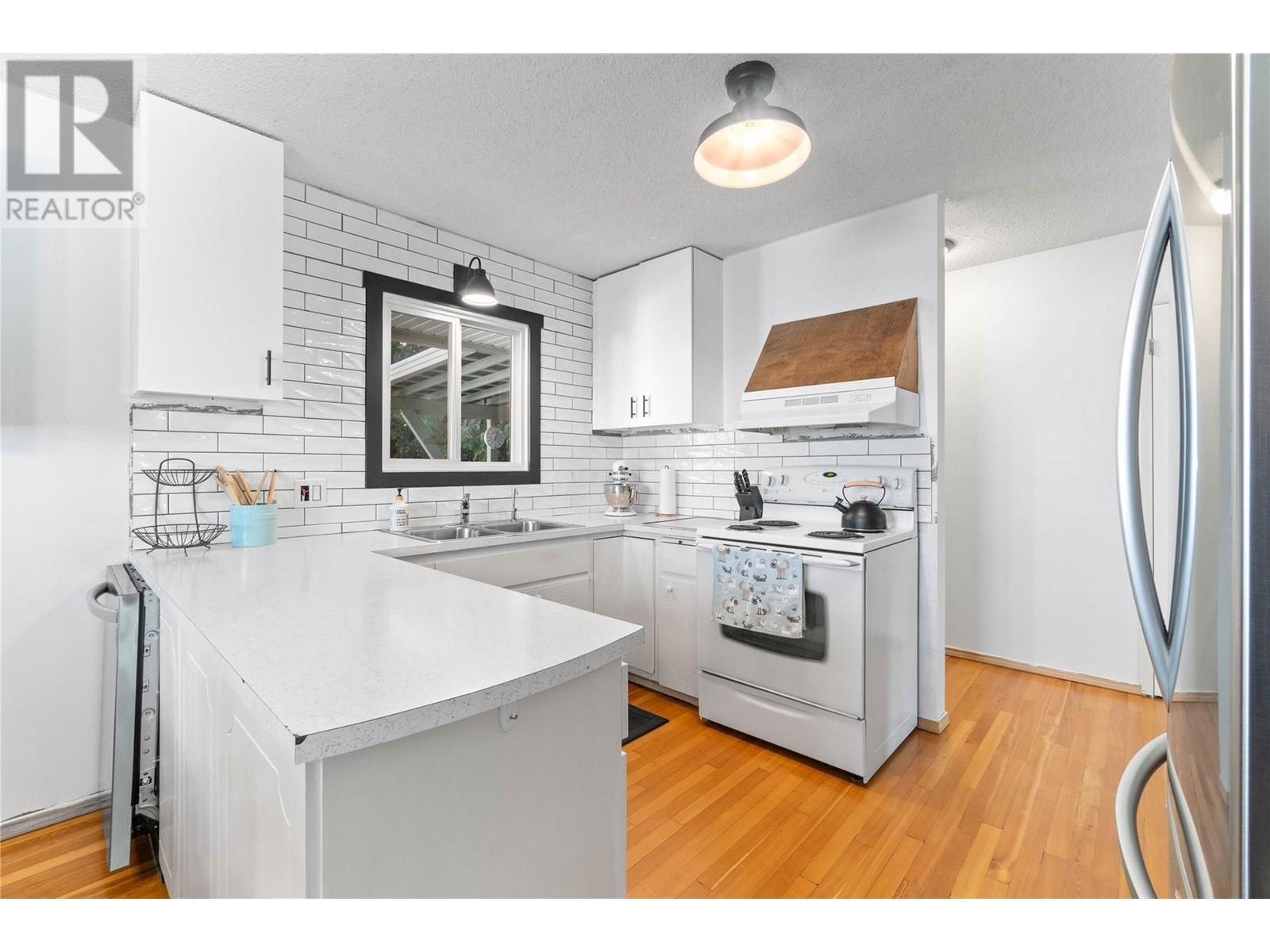 SORRENTO, British Columbia, V0E 2W0, CA, 4 Bedrooms Bedrooms, ,2 BathroomsBathrooms,Residential,For Sale,1837690