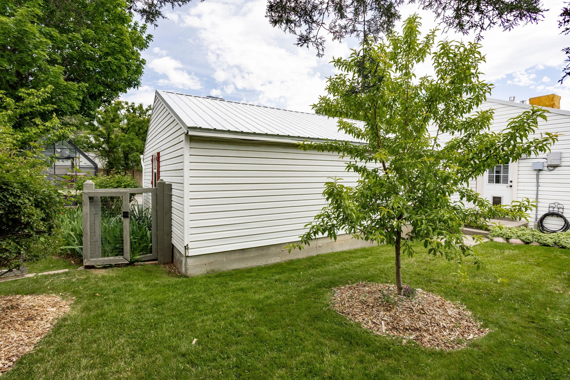  Multifamily Homestead in the Heart of Holladay - 物件實景