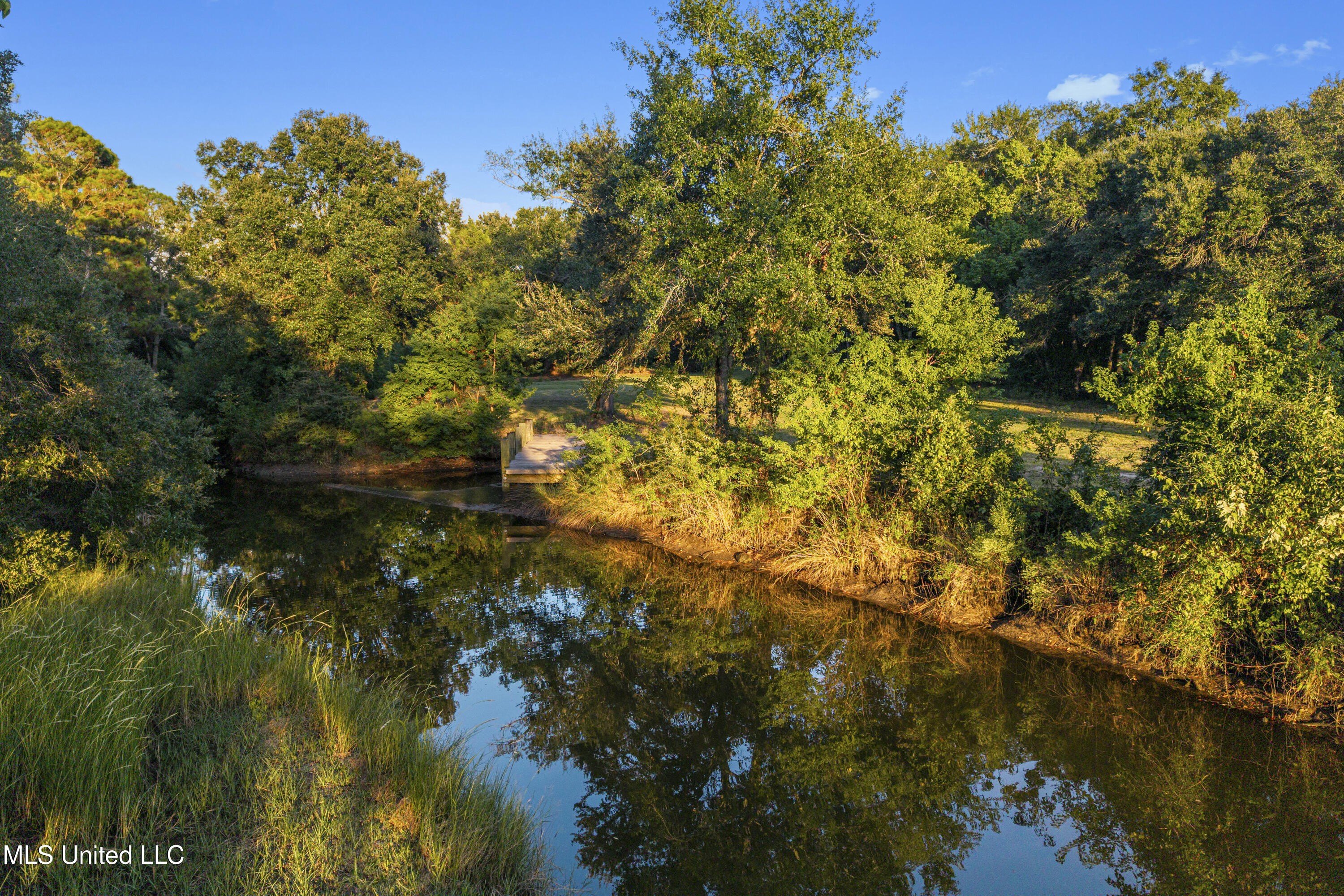 Biloxi, Mississippi, 39532, United States, 3 Bedrooms Bedrooms, ,2 BathroomsBathrooms,Residential,For Sale,1977192