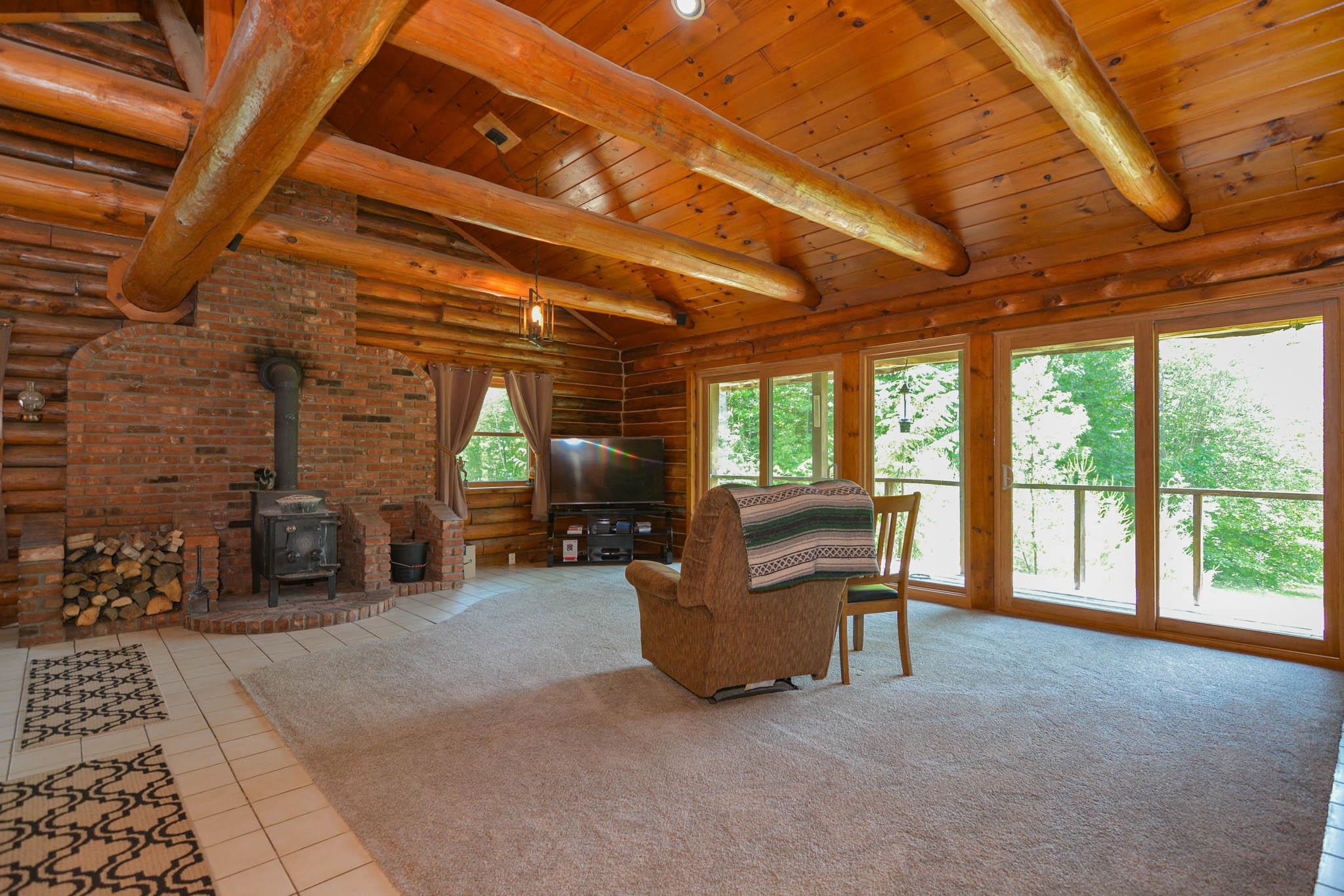Bradford, New Hampshire, 03221, United States, 3 Bedrooms Bedrooms, ,2 BathroomsBathrooms,Residential,For Sale,1856760