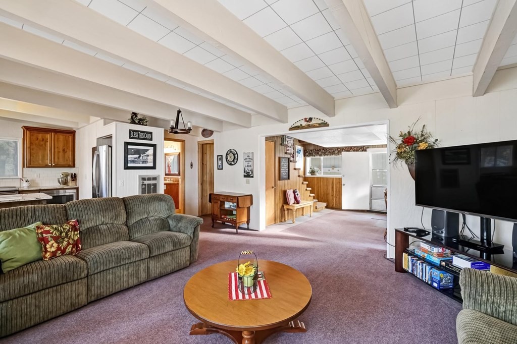 McCall, Idaho, 83638, United States, 4 Bedrooms Bedrooms, ,2 BathroomsBathrooms,Residential,For Sale,1977501