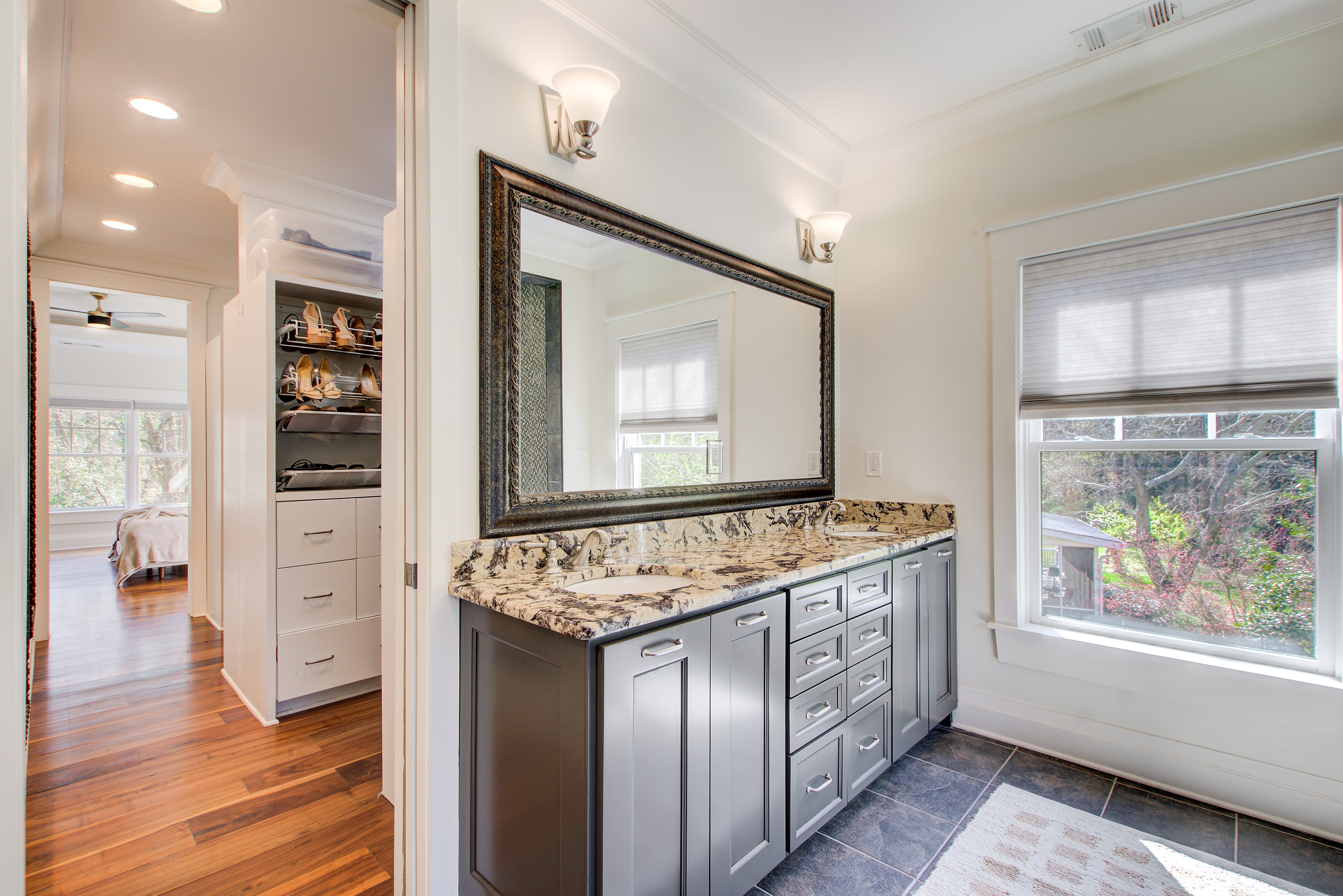  Exceptional Space and Craftsmanship in Custom Brookhaven Home - 物件實景