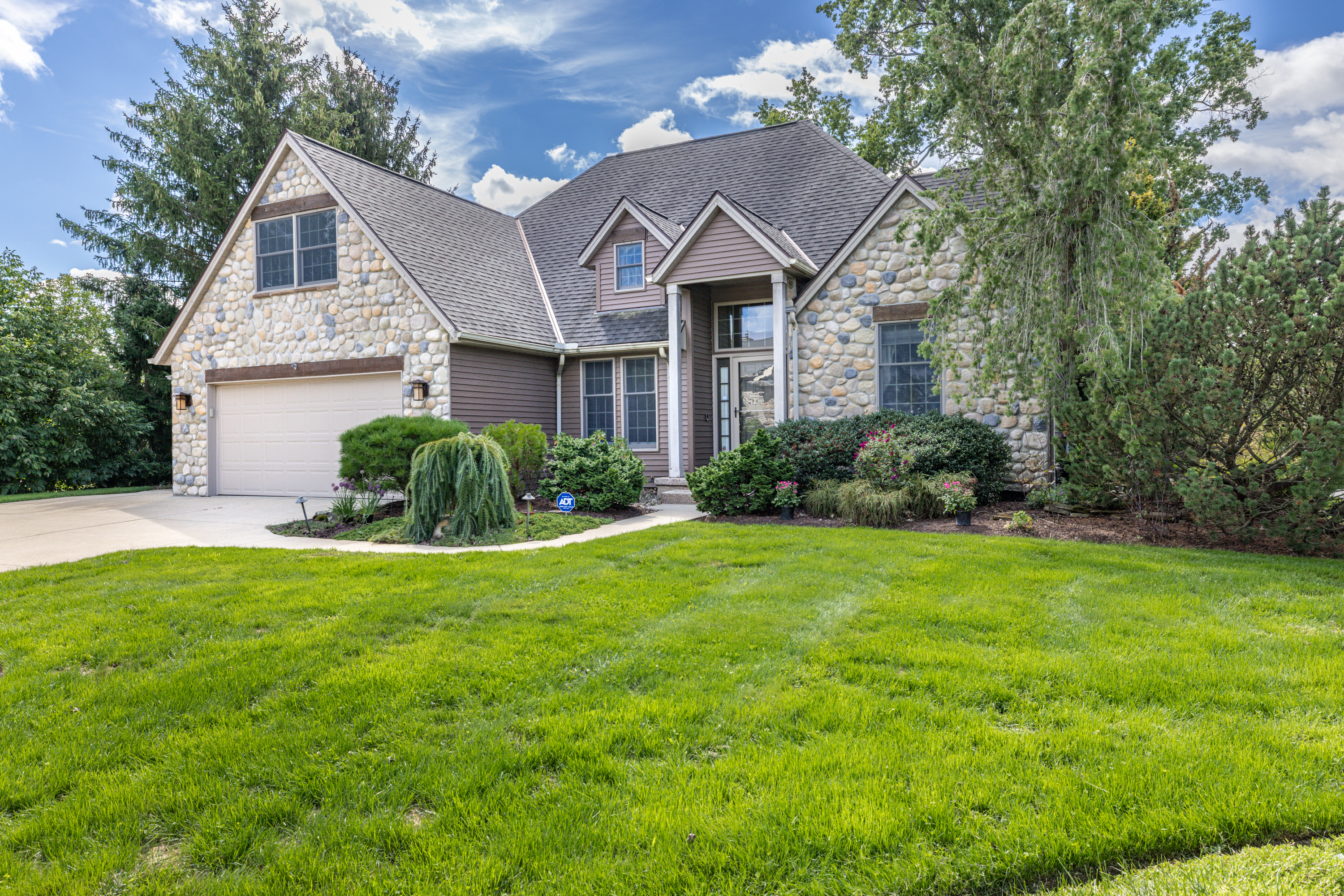 Vermilion, Ohio, 44089, United States, 4 Bedrooms Bedrooms, ,3 BathroomsBathrooms,Residential,For Sale,1978038