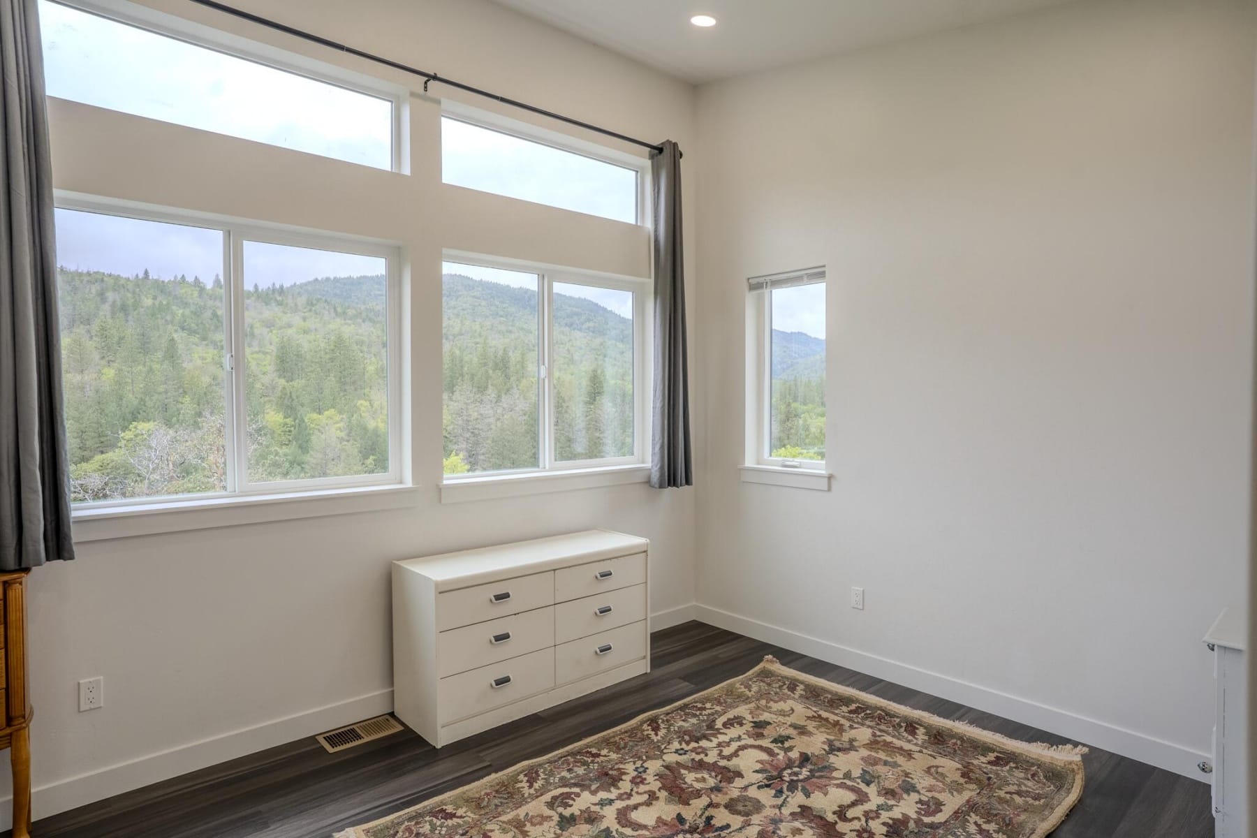  1545 Hwy 238 Jacksonville, OR 97530 - 物件實景