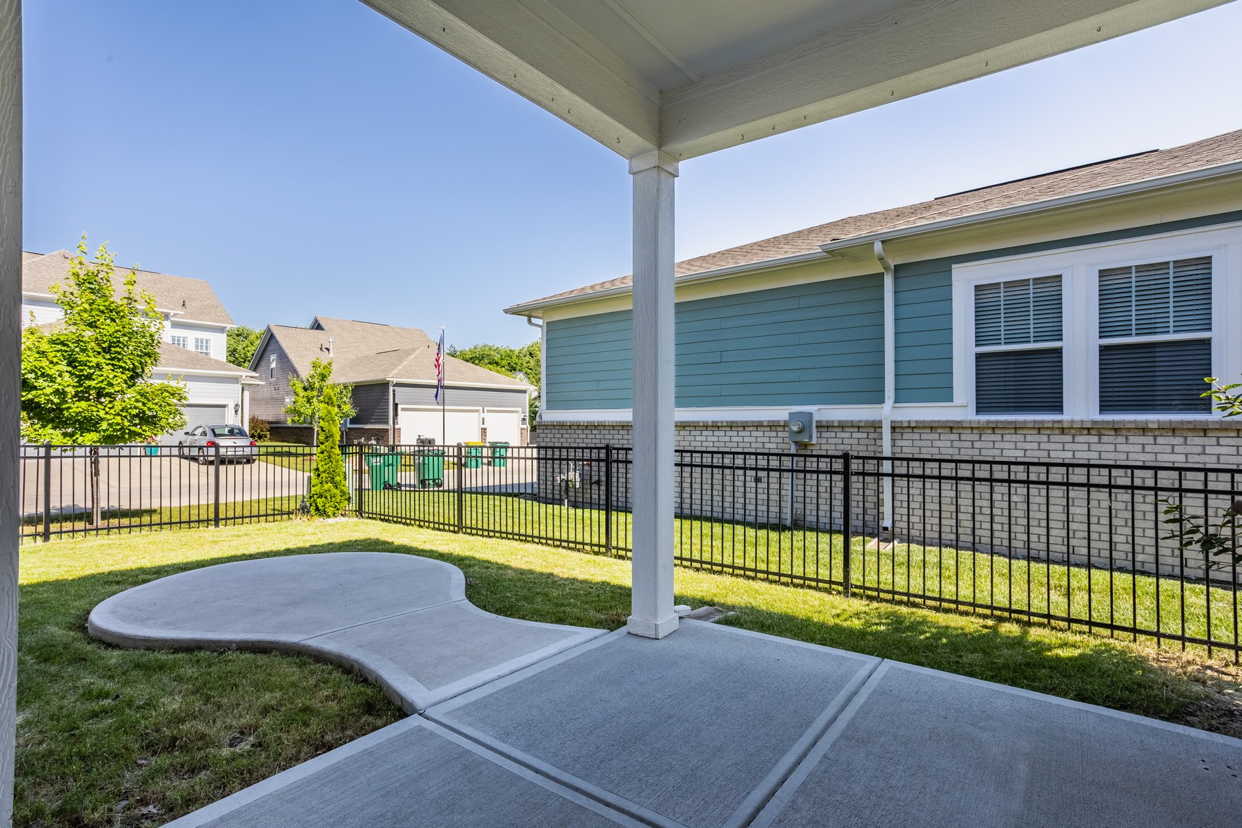  Easy Living in Sought After Westfield Neighborhood - 物件實景