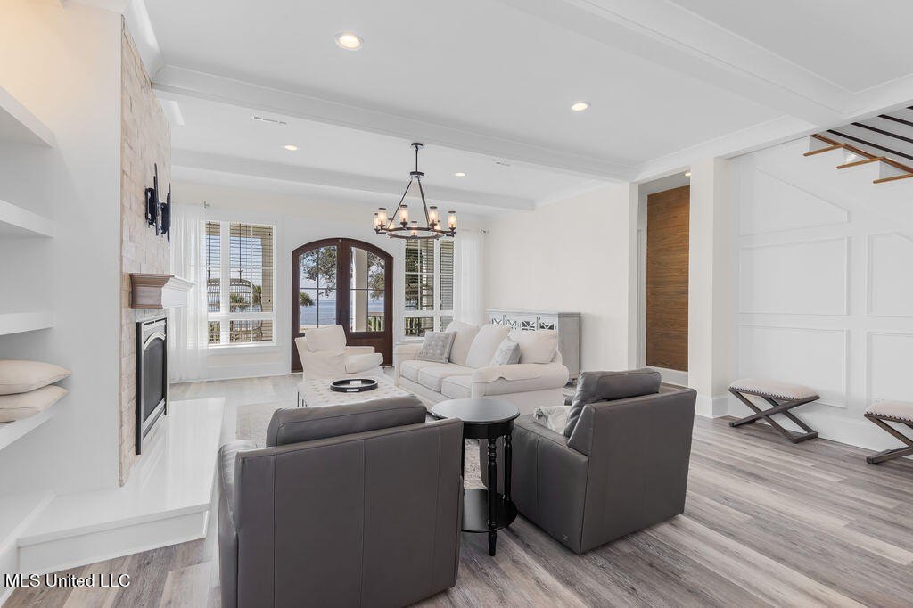 Gulfport, Mississippi, 39501, United States, 4 Bedrooms Bedrooms, ,3 BathroomsBathrooms,Residential,For Sale,1974056