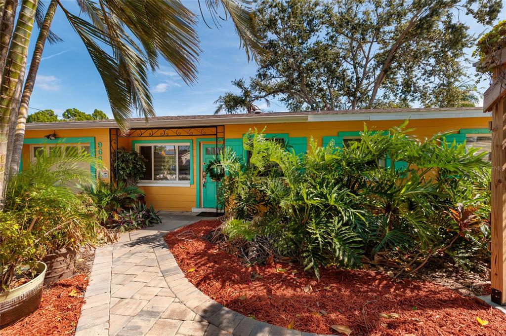 St Petersburg, Florida, 33702, United States, 3 Bedrooms Bedrooms, ,2 BathroomsBathrooms,Residential,For Sale,1993284