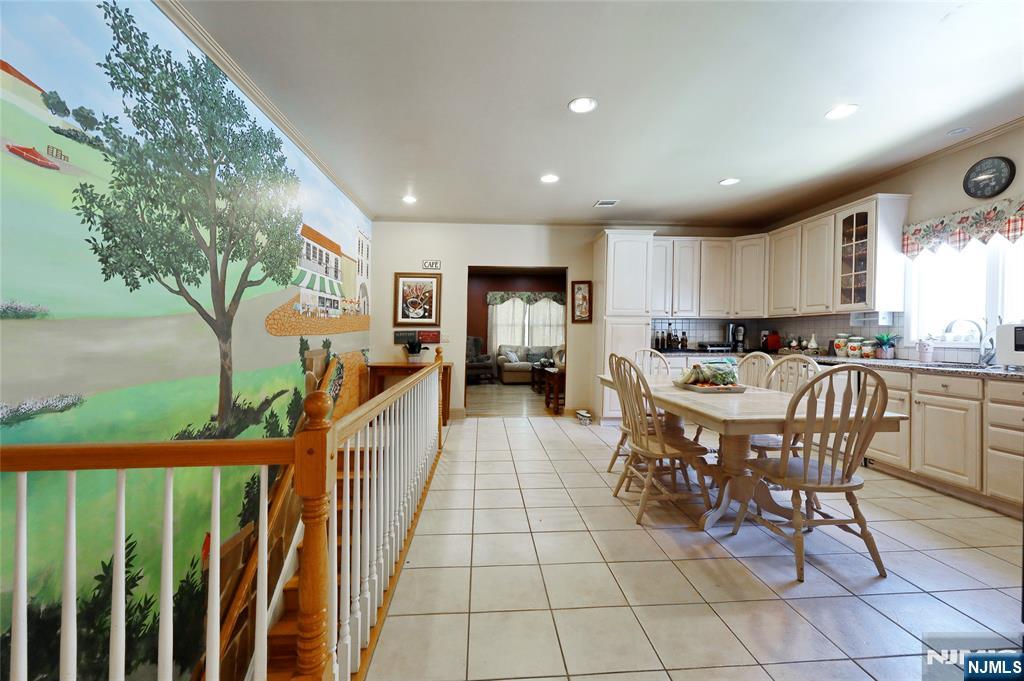 North Arlington, New Jersey, 07031, United States, 6 Bedrooms Bedrooms, ,4 BathroomsBathrooms,Residential,For Sale,1974124