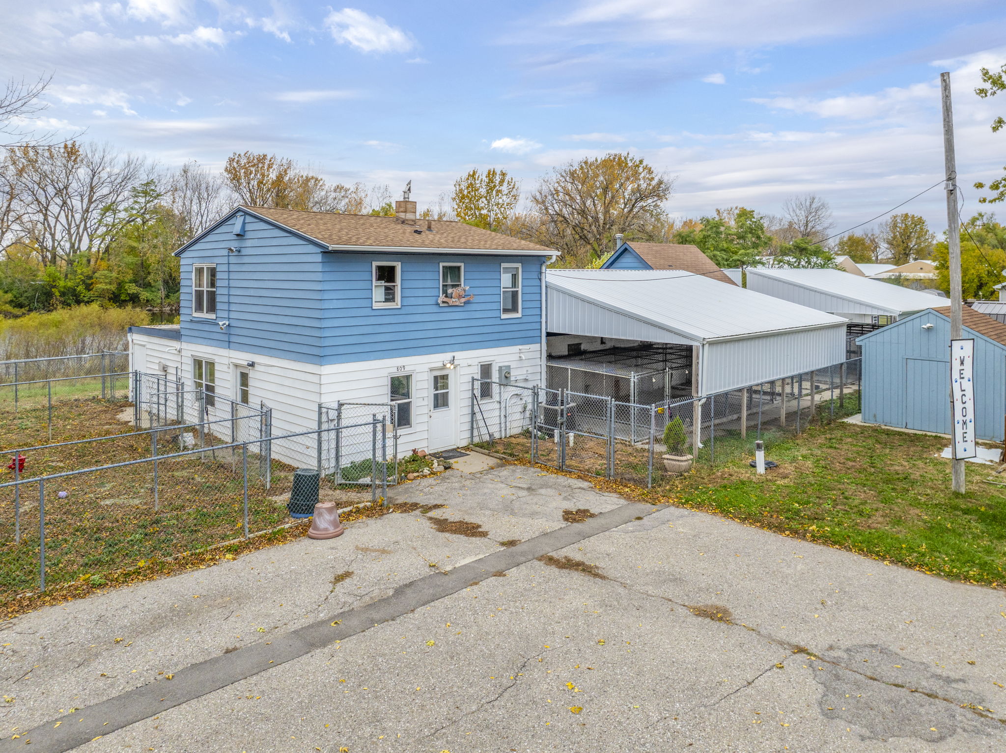 Clear Lake, Iowa, 50428, United States, 5 Bedrooms Bedrooms, ,3 BathroomsBathrooms,Residential,For Sale,1982765