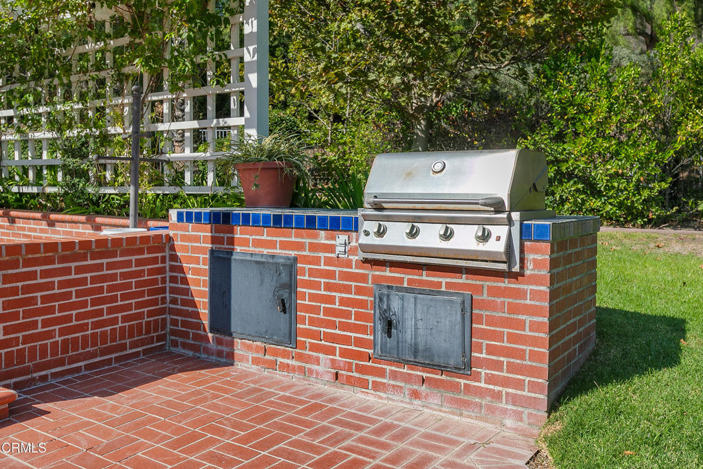 Camarillo, California, 93012, United States, 5 Bedrooms Bedrooms, ,7 BathroomsBathrooms,Residential,For Sale,1996163