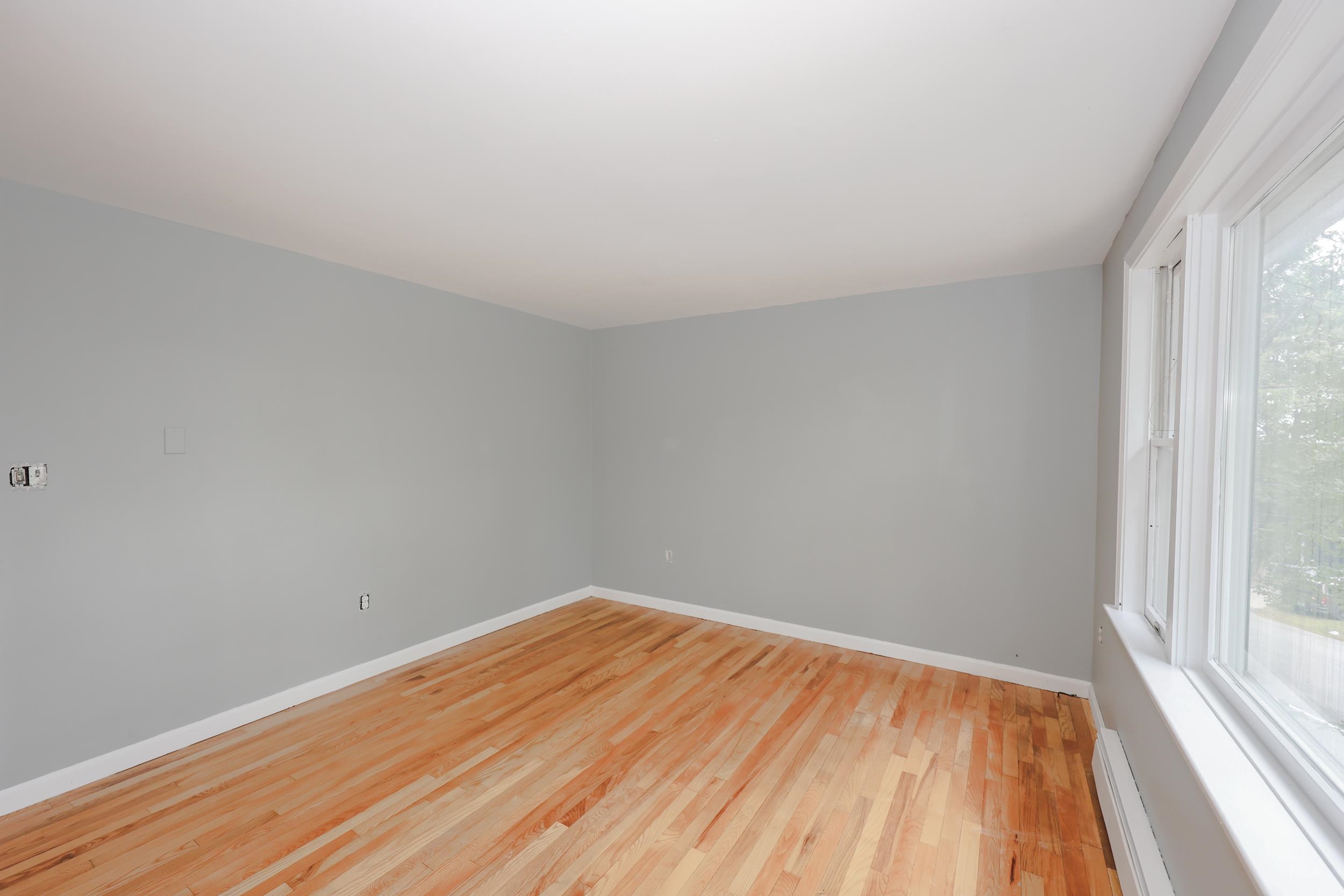 Nashua, New Hampshire, 03061, United States, 3 Bedrooms Bedrooms, ,1 BathroomBathrooms,Residential,For Sale,1942147
