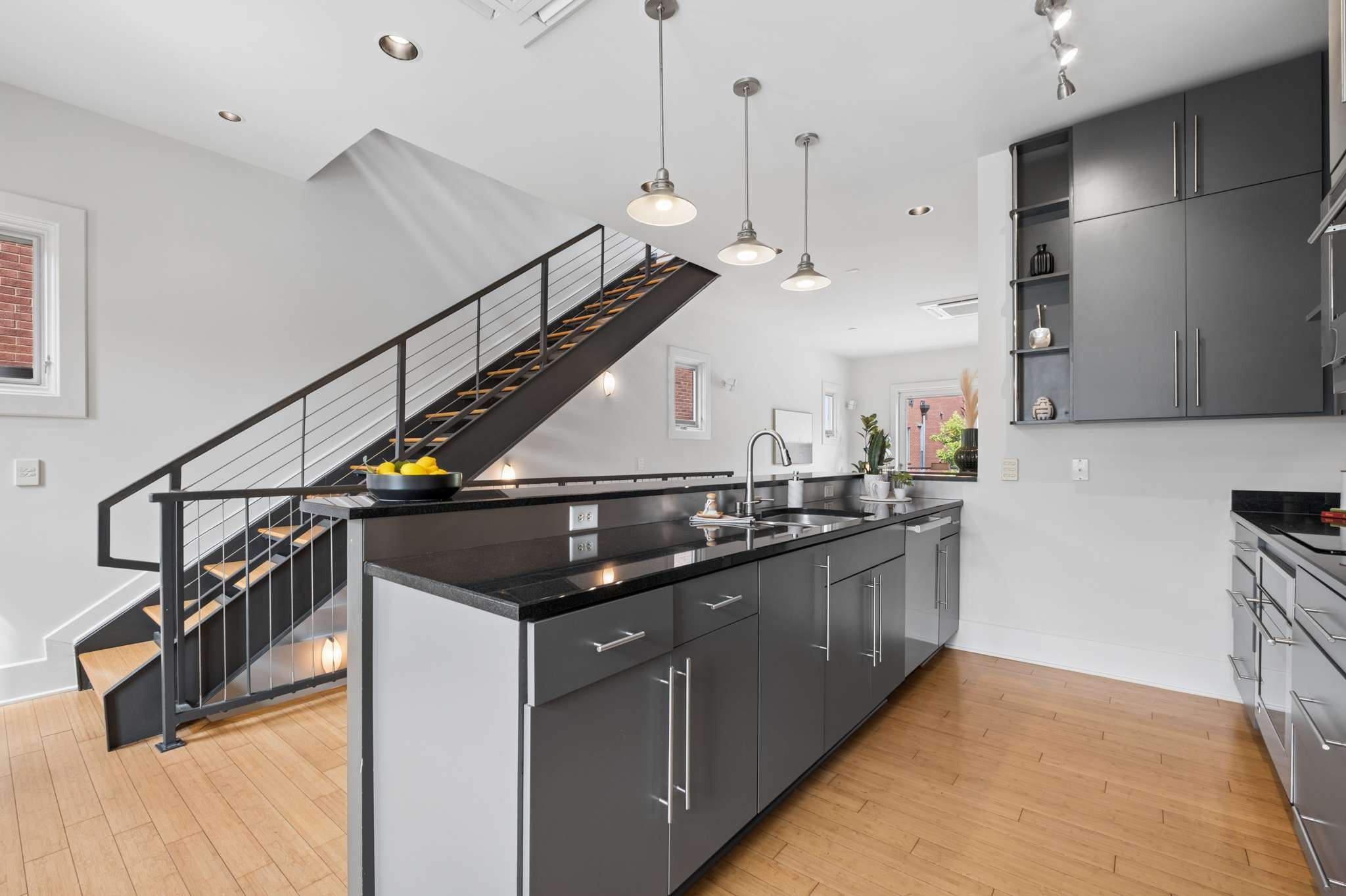  418 Van Buren St, Nashville, TN, 37208 - 物件實景