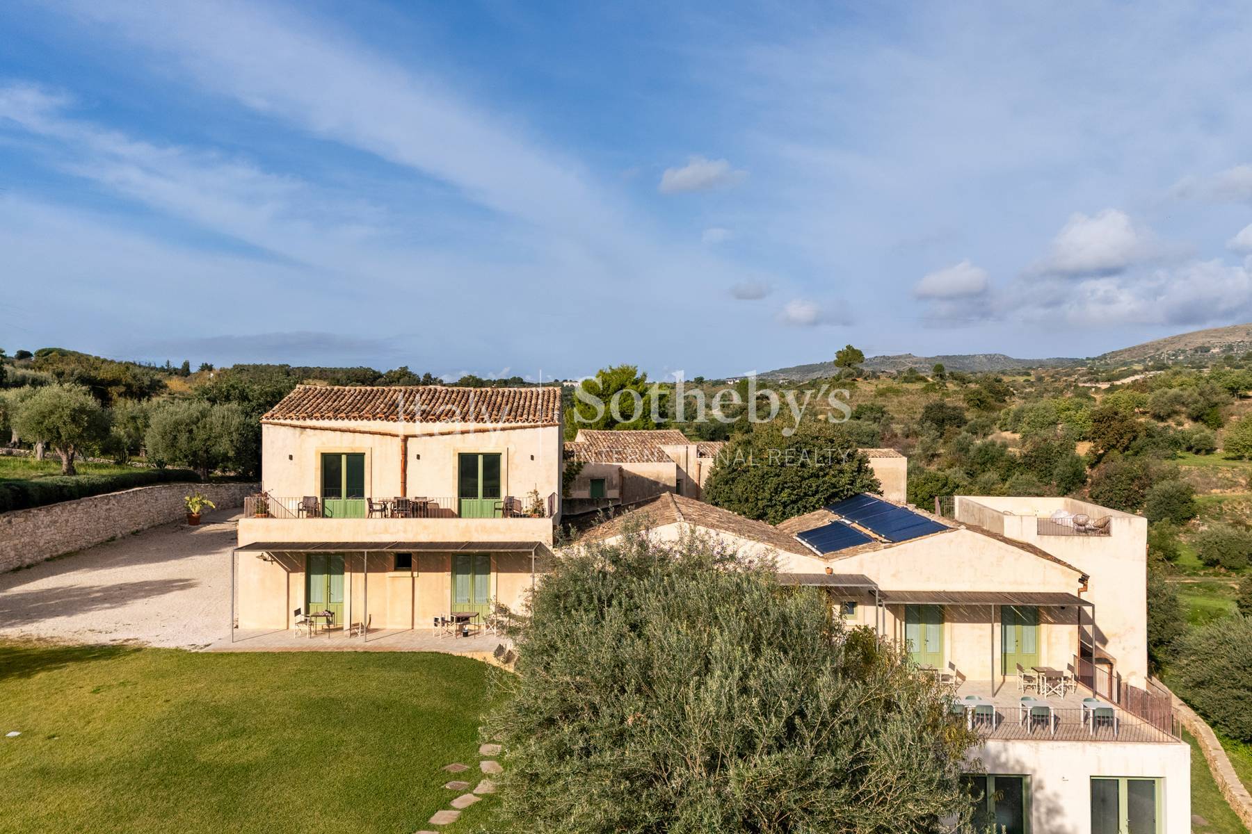  Renovated old Sicilian farmyard with views over Noto - 物件實景