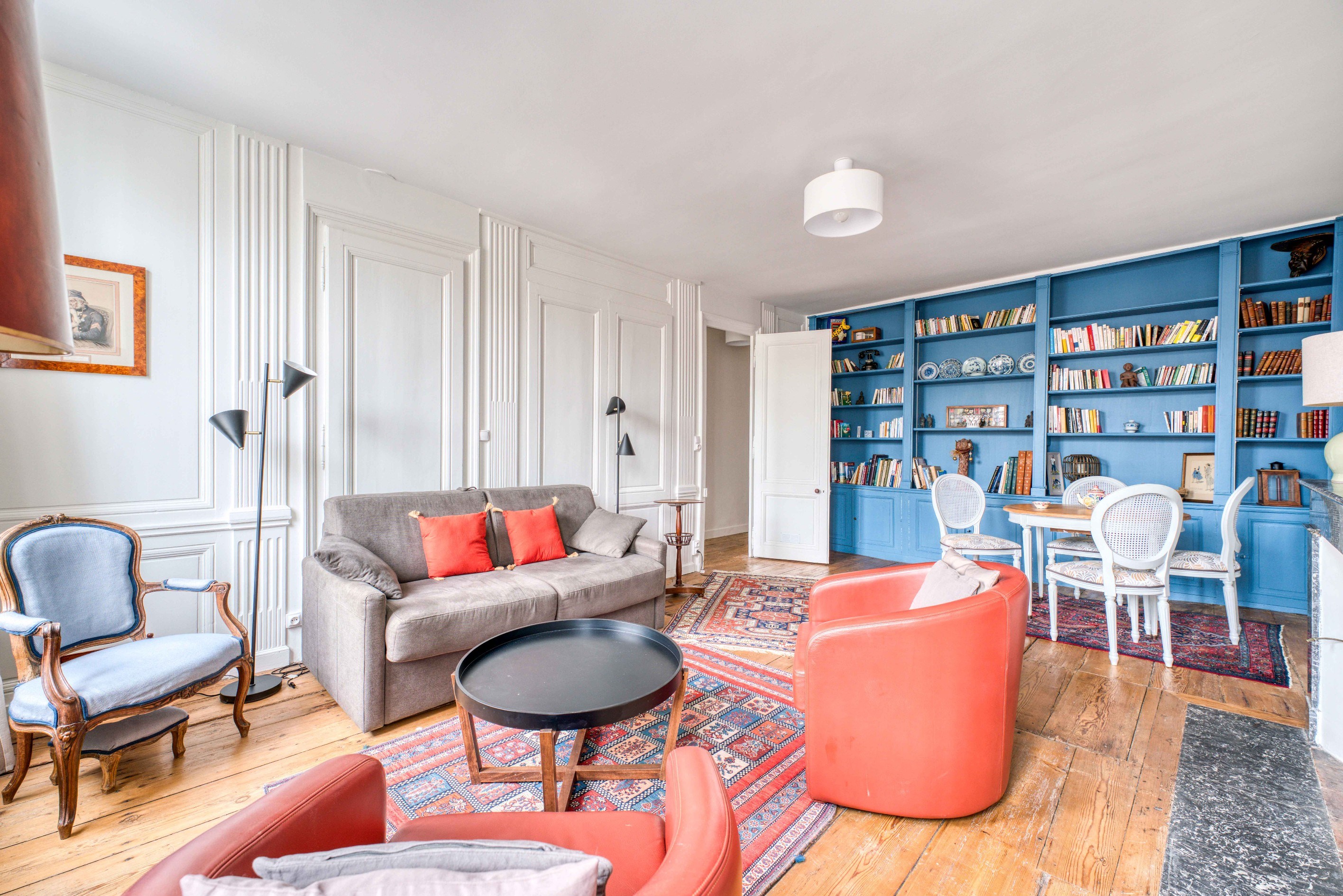  Charming Renovated Apartment with Period Features – City Center - 物件實景