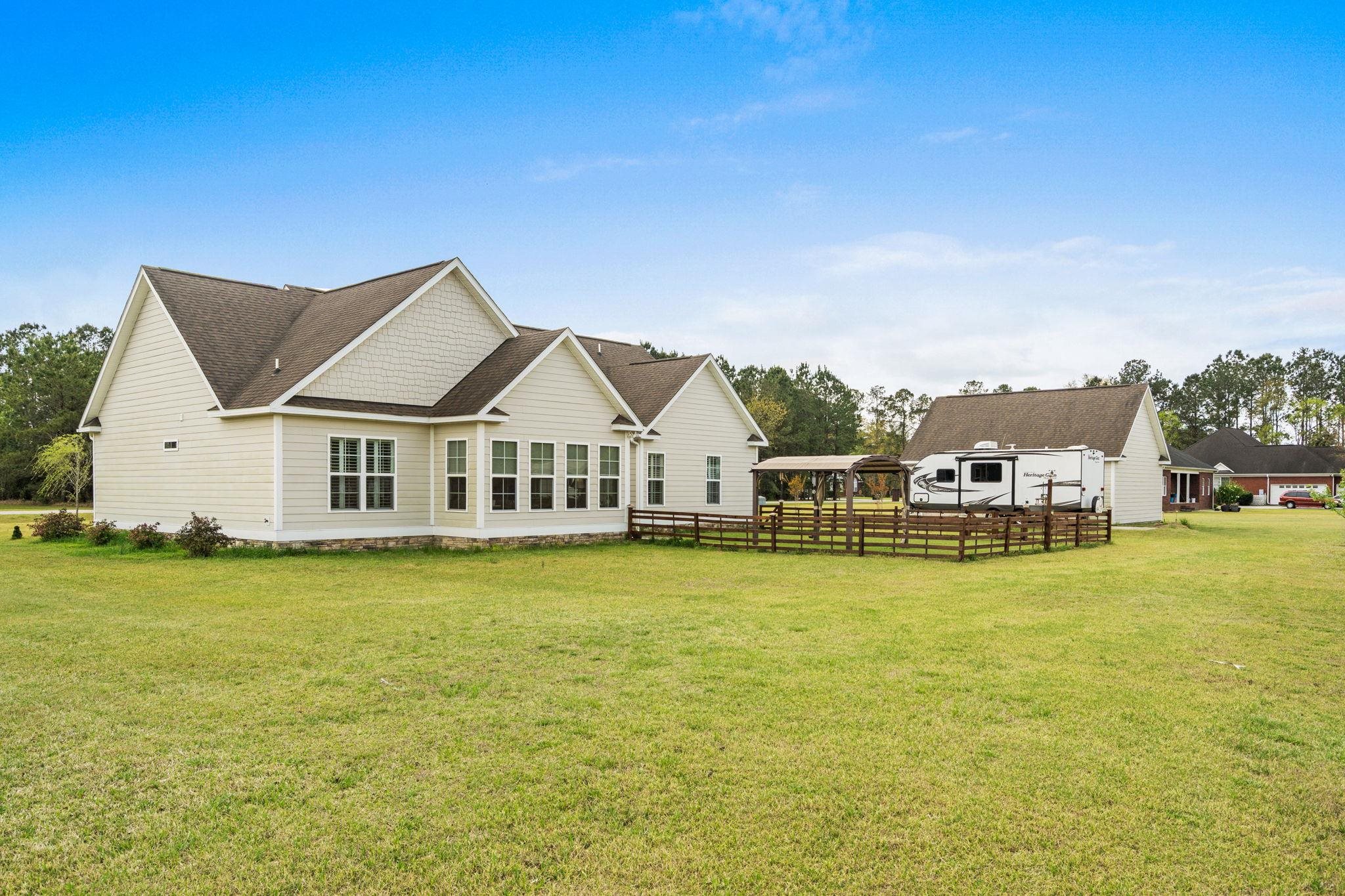 Loris, South Carolina, 29569, United States, 4 Bedrooms Bedrooms, ,3 BathroomsBathrooms,Residential,For Sale,2031917