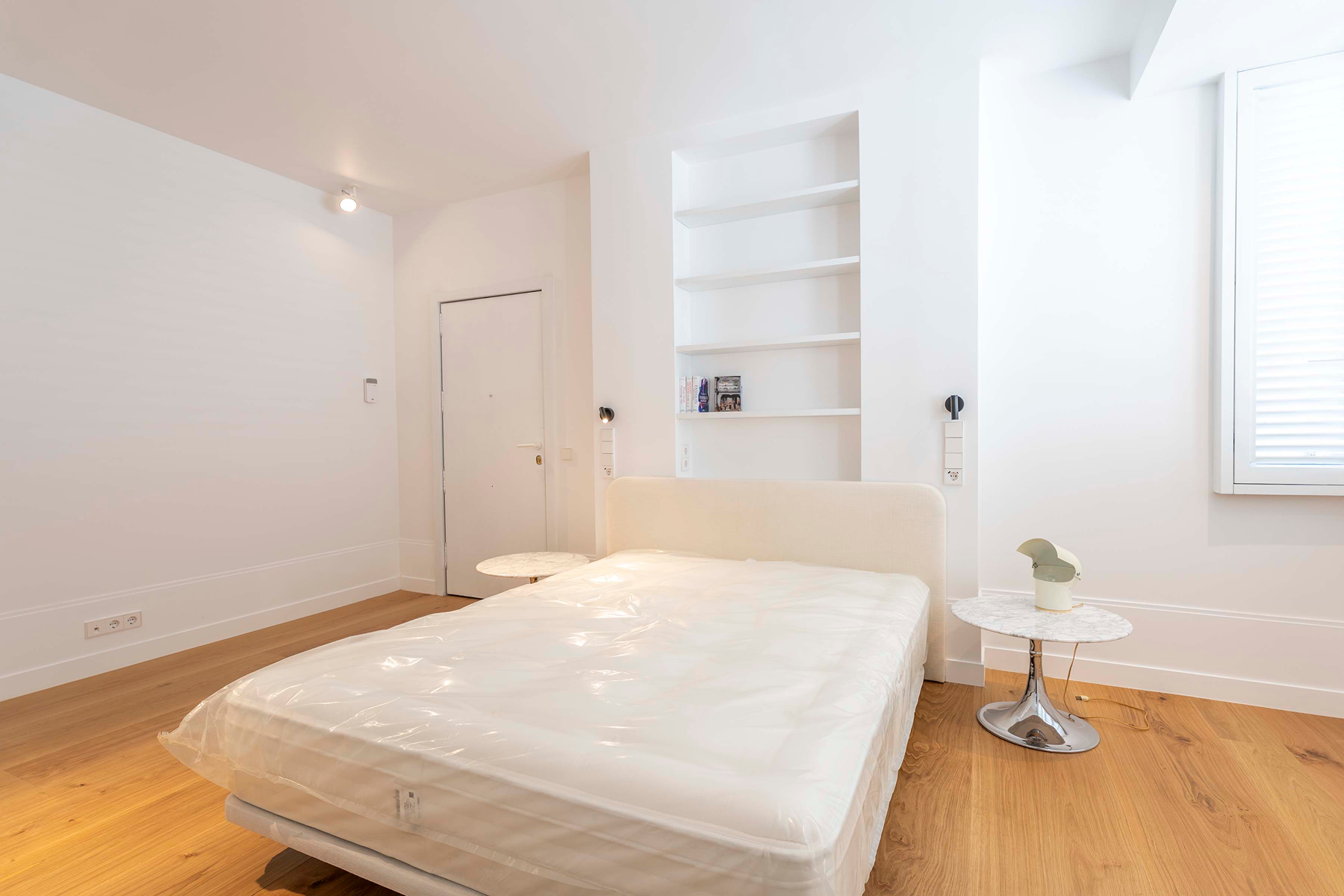  Exclusive 4th floor with garage and designer renovation in Justicia. Madrid - 物件實景