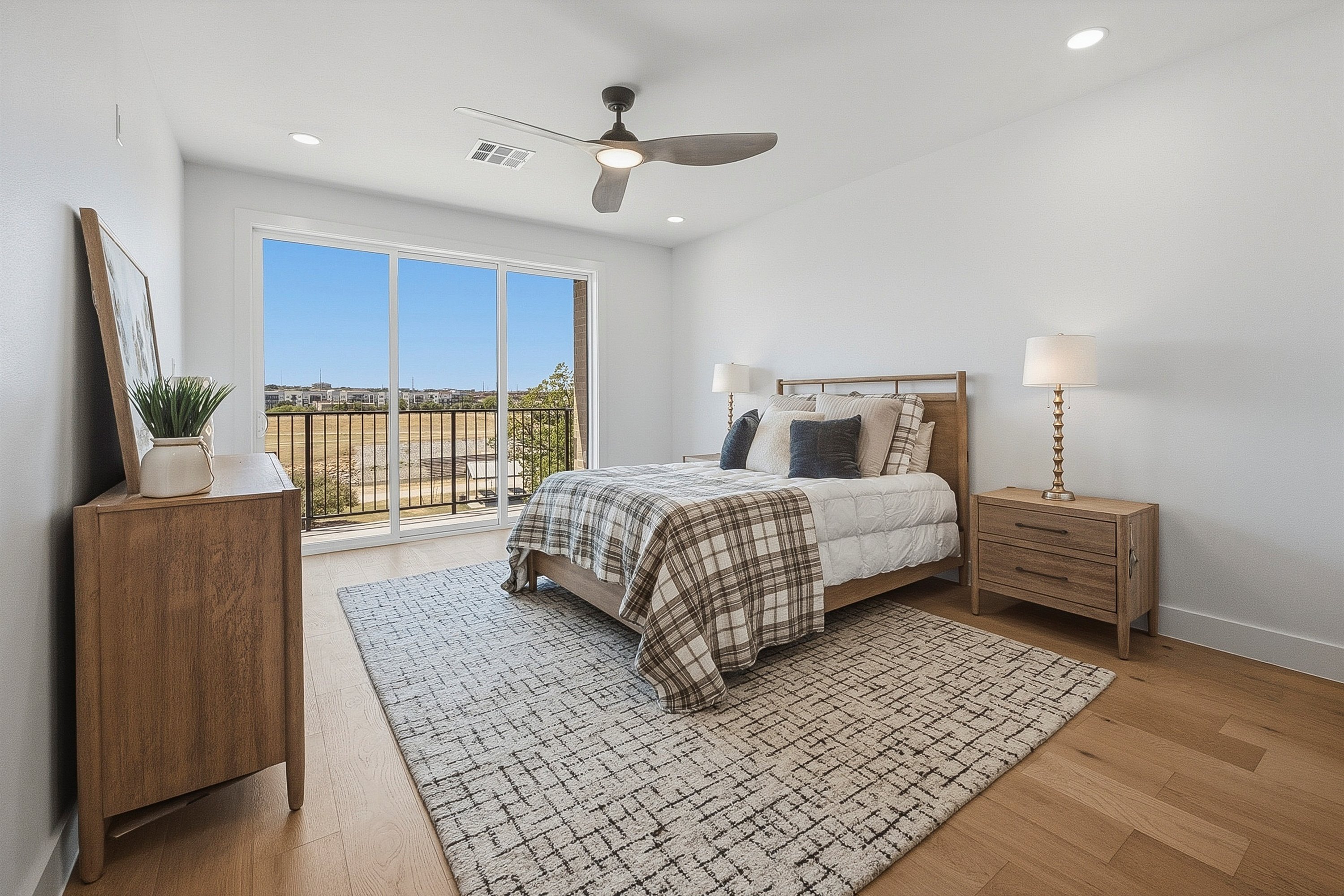  408 Vista Buena Trail, Fort Worth, TX, 76111 - 物件實景