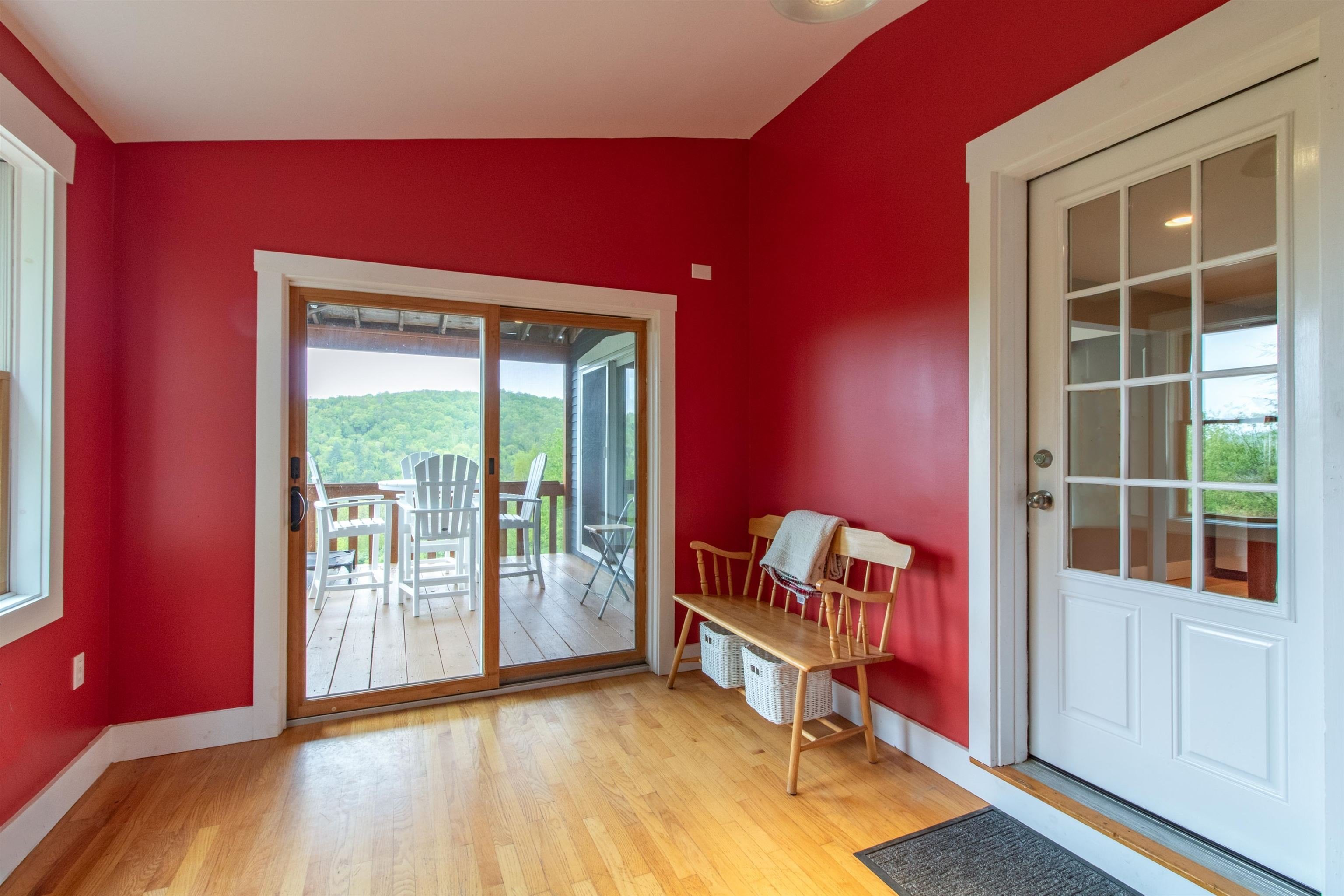 Kirby, Vermont, 05851, United States, 5 Bedrooms Bedrooms, ,3 BathroomsBathrooms,Residential,For Sale,2036584