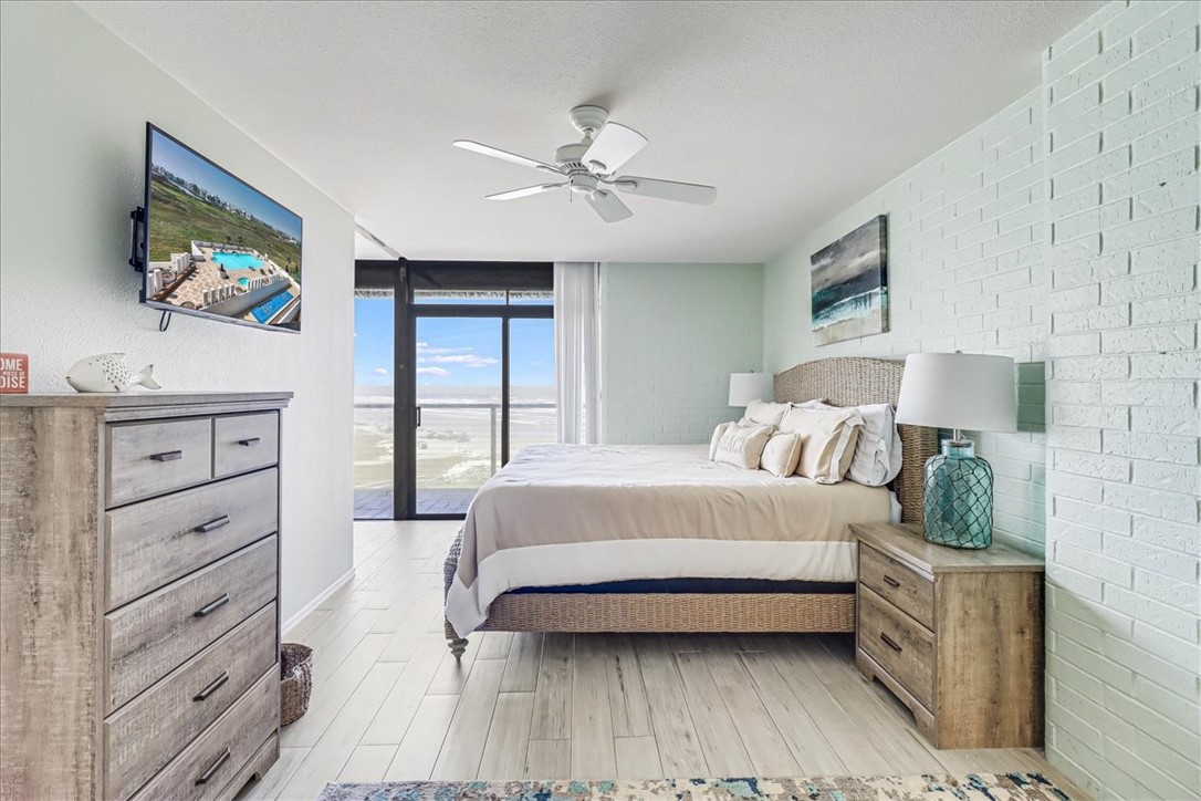 720 Access Road 1-A 813, Port Aransas, Texas, 78373, United States, 2 Bedrooms Bedrooms, ,3 BathroomsBathrooms,Residential,For Sale,720 Access Road 1-A 813,1673422