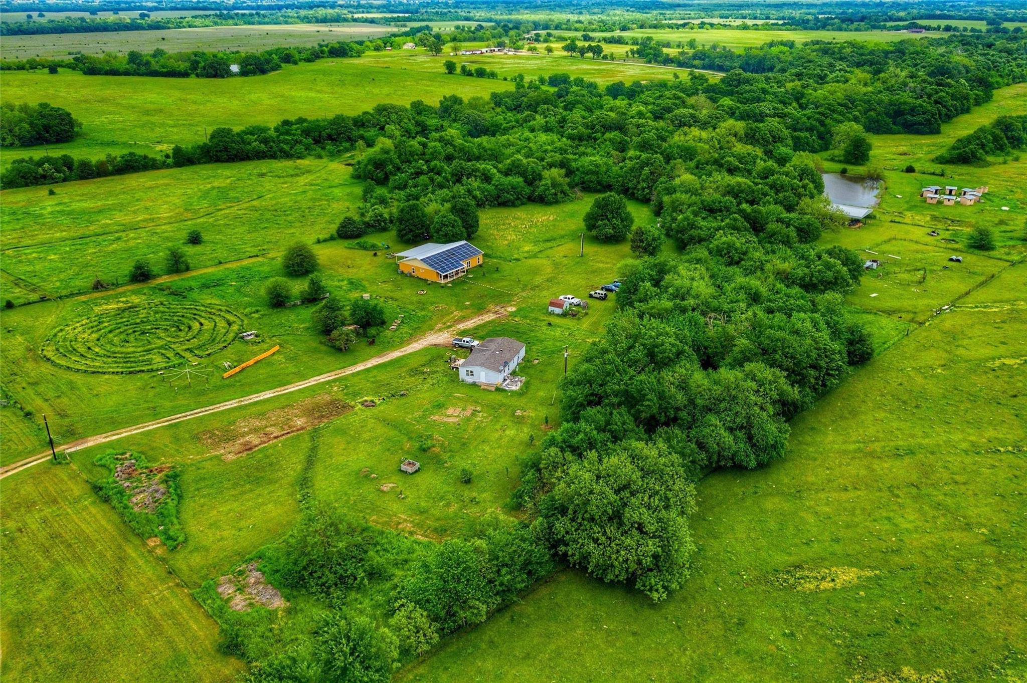 Commerce, Texas, 75428, United States, 7 Bedrooms Bedrooms, ,6 BathroomsBathrooms,Residential,For Sale,1984183