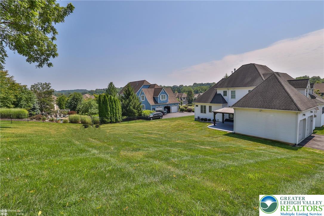 Palmer Twp, Pennsylvania, 18045, United States, 4 Bedrooms Bedrooms, ,4 BathroomsBathrooms,Residential,For Sale,1898728