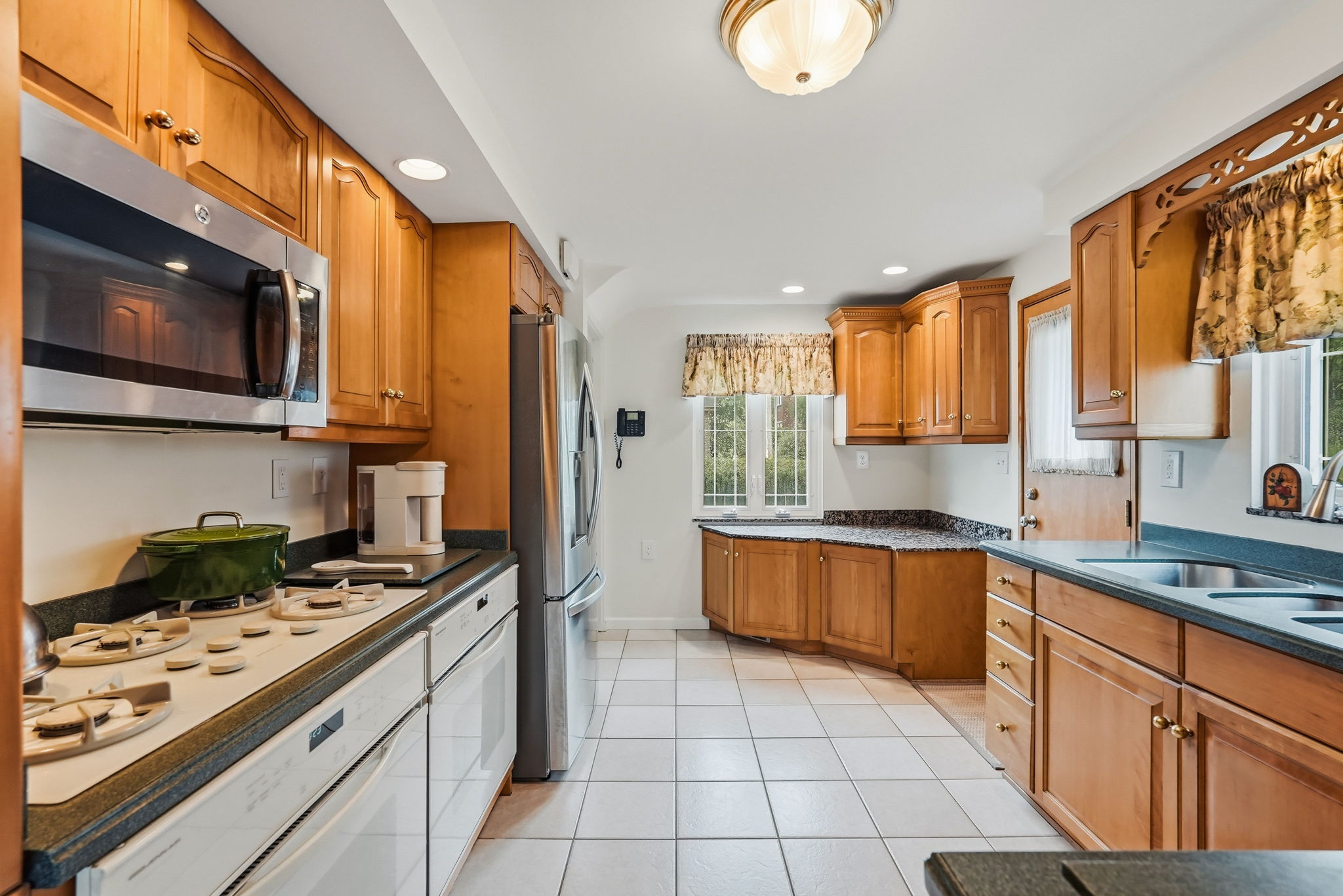  2722 Espy Avenue, Pittsburgh, PA 15216 - 物件實景