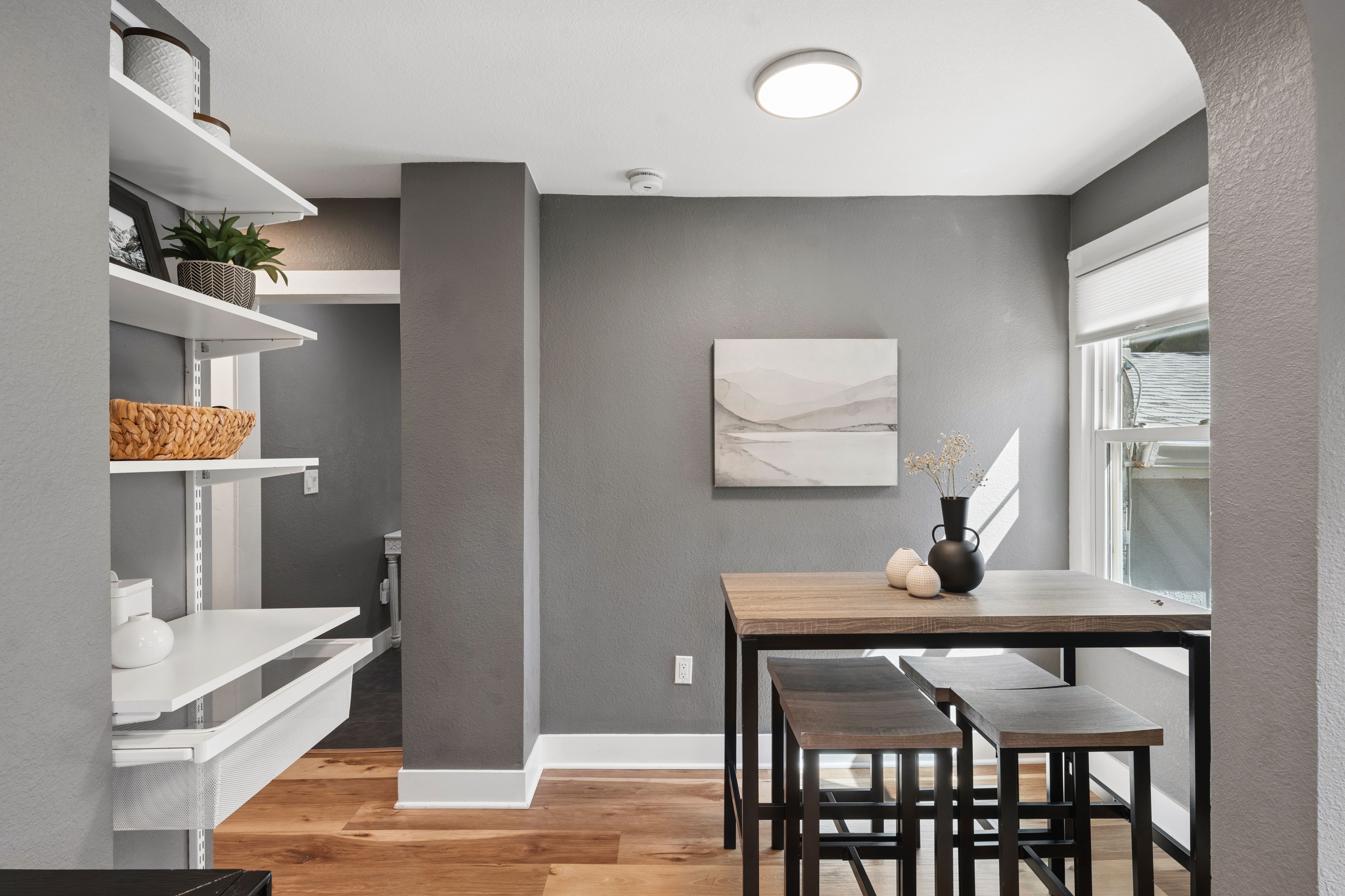  Stylish And Remarkably Versatile Remodeled Mid-Mod Residence - 物件實景