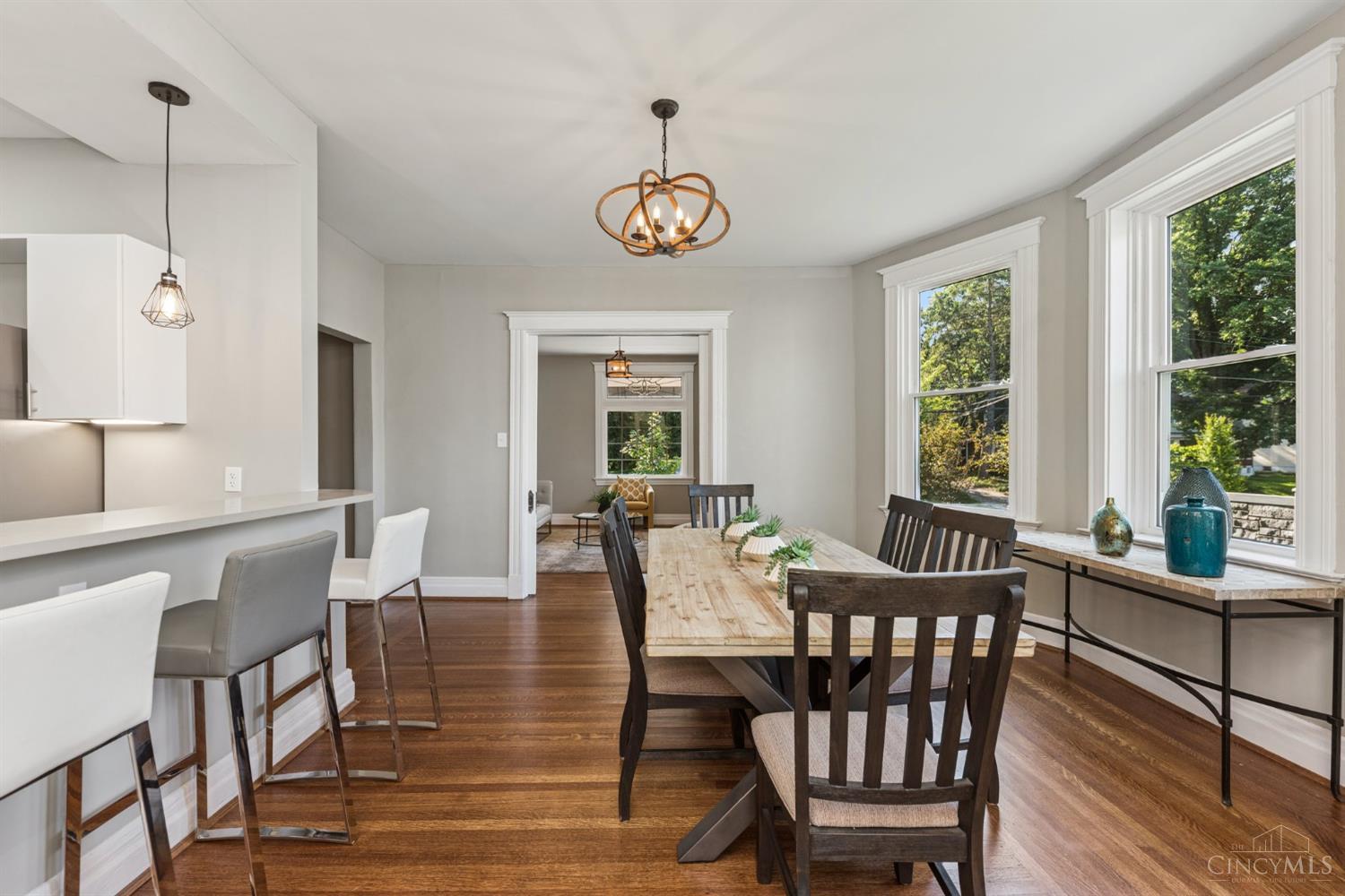 Cincinnati, Ohio, 45227, United States, 5 Bedrooms Bedrooms, ,3 BathroomsBathrooms,Residential,For Sale,1939173