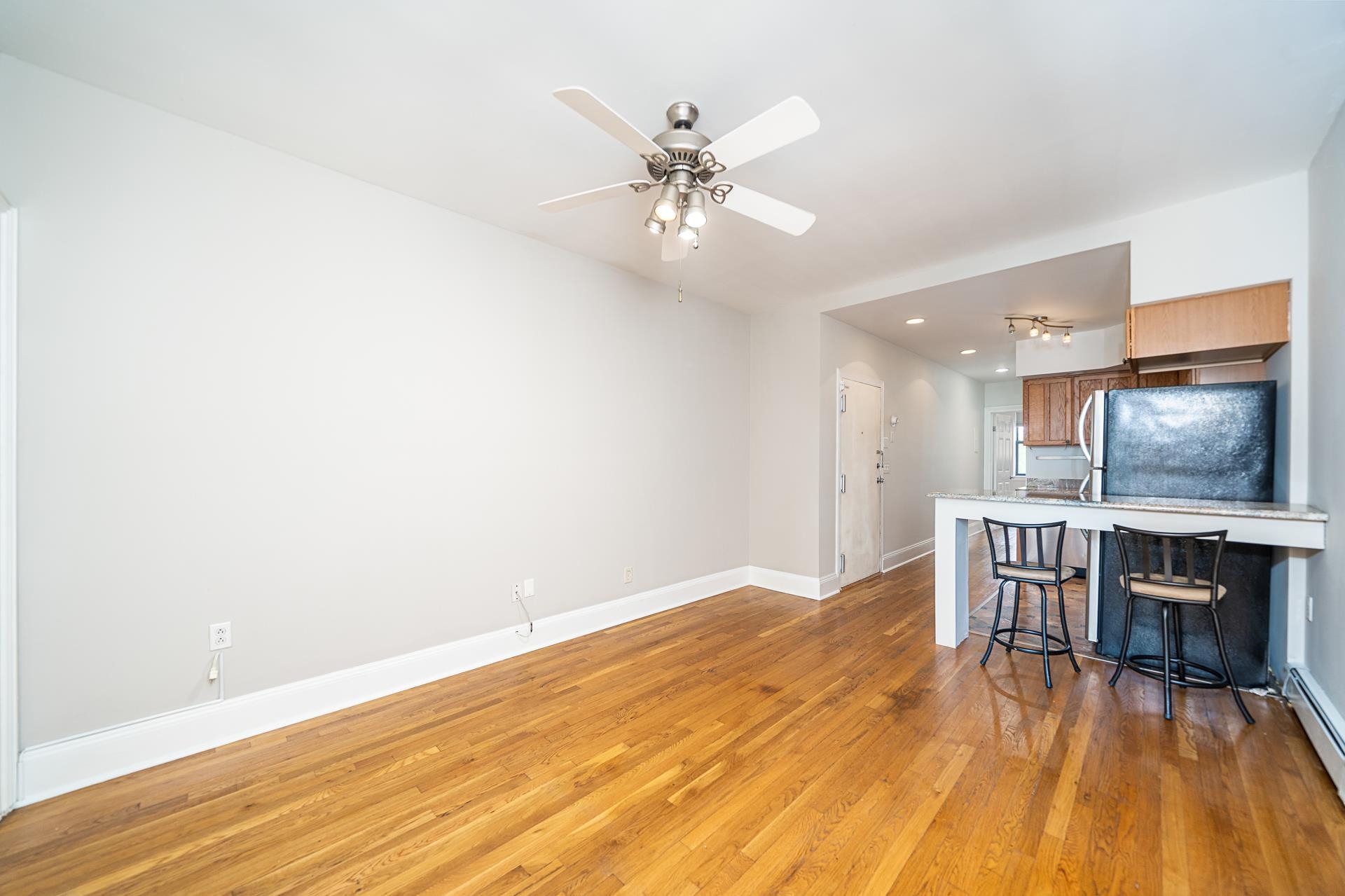 Hoboken, New Jersey, 07030, United States, 2 Bedrooms Bedrooms, ,1 BathroomBathrooms,Residential,For Sale,1960602