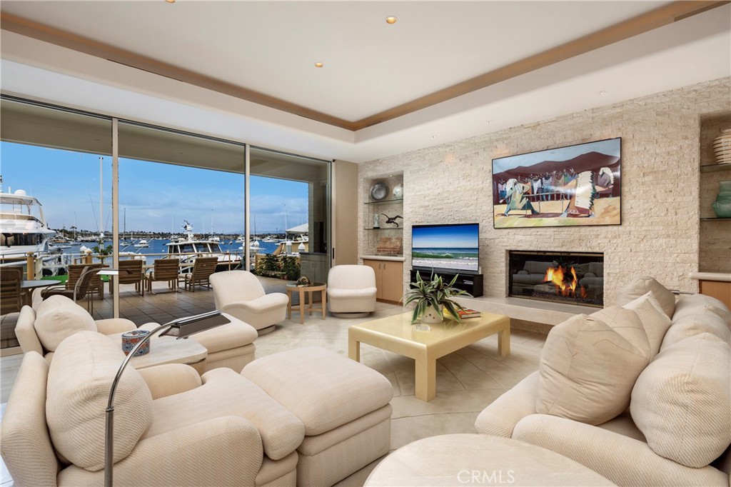 Newport Beach, California, 92661, United States, 7 Bedrooms Bedrooms, ,9 BathroomsBathrooms,Residential,For Sale,1786231
