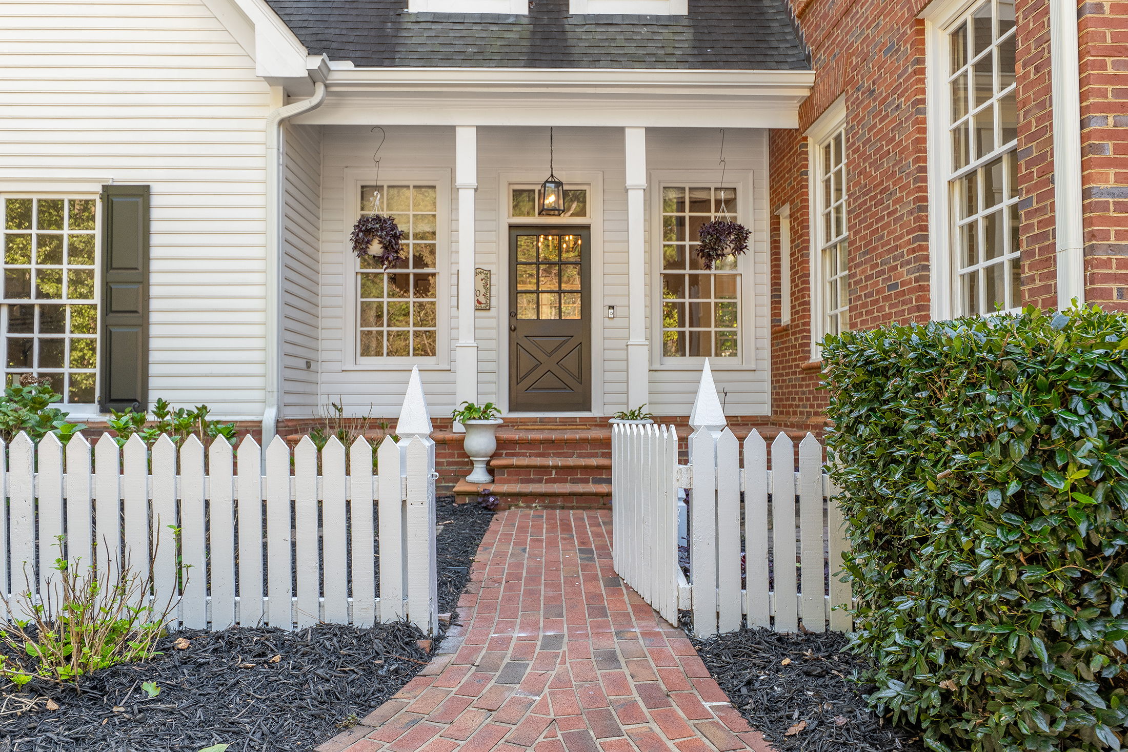  Timeless Colonial Elegance on Two Private Wooded Acres in Litchfield Hundred - 物件實景