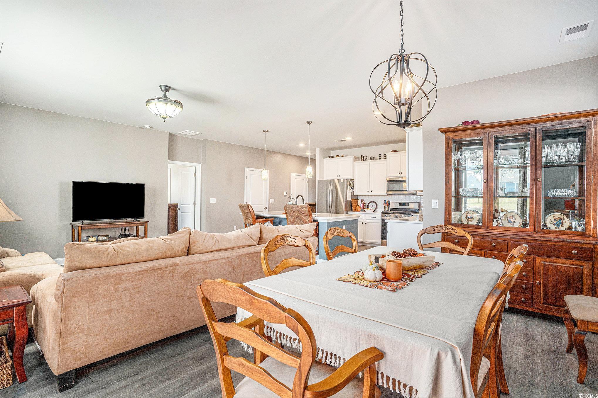 Myrtle Beach, South Carolina, 29588, United States, 4 Bedrooms Bedrooms, ,3 BathroomsBathrooms,Residential,For Sale,1985644