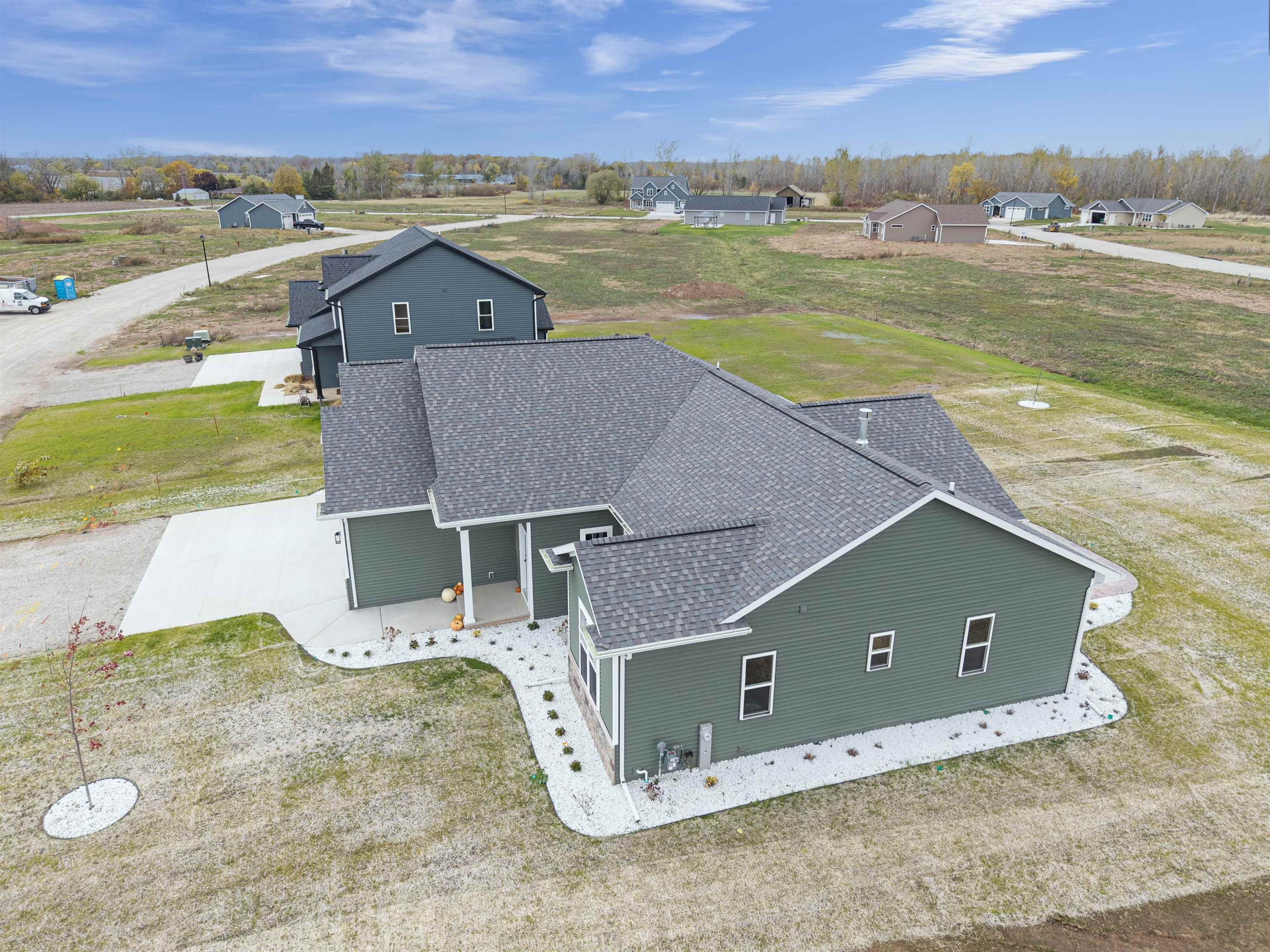 Sherwood, Wisconsin, 54169-2705, United States, 3 Bedrooms Bedrooms, ,3 BathroomsBathrooms,Residential,For Sale,1978161