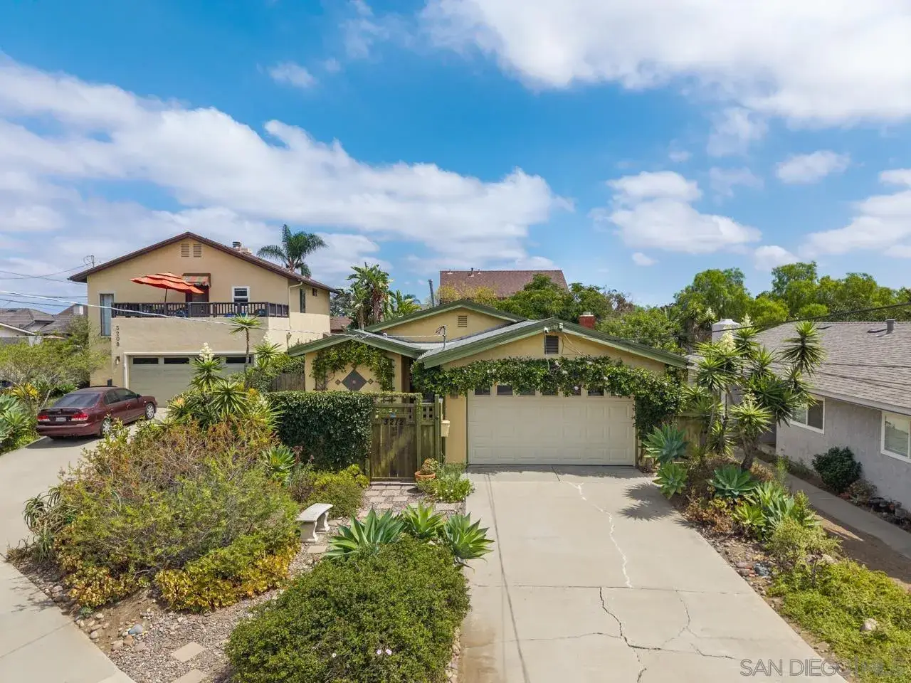 Mountain View Dr, San Diego, CA 92116
