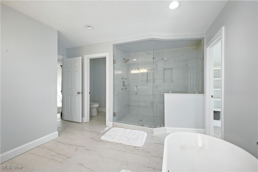 Columbiana, Ohio, 44408, United States, 4 Bedrooms Bedrooms, ,4 BathroomsBathrooms,Residential,For Sale,1977741