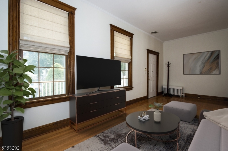 Roselle Park Boro, New Jersey, 07204, United States, 4 Bedrooms Bedrooms, ,1 BathroomBathrooms,Residential,For Sale,1941896