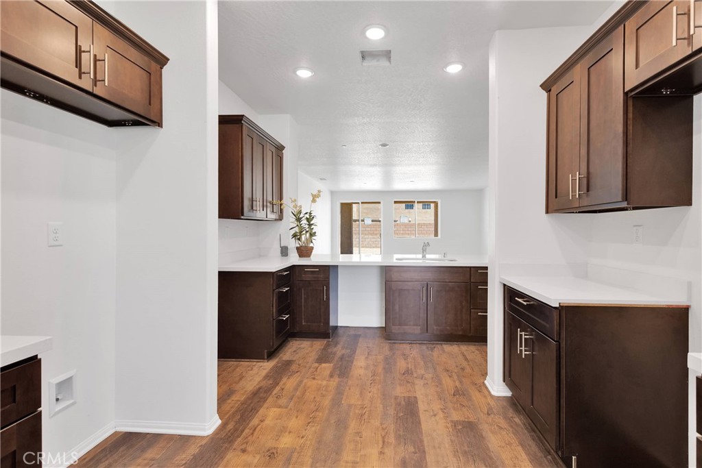 Victorville, California, 92395, United States, 3 Bedrooms Bedrooms, ,3 BathroomsBathrooms,Residential,For Sale,1865172