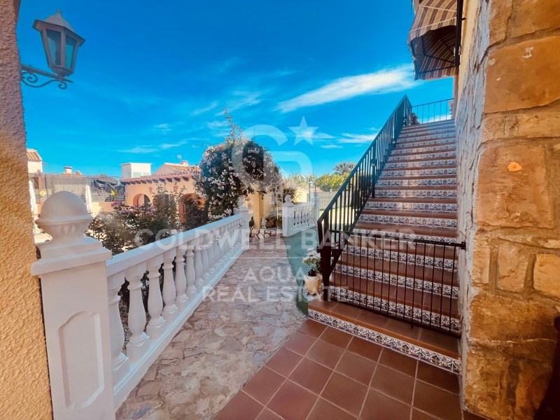 La Nucia, Comunidad Valenciana, ES, 8 Bedrooms Bedrooms, ,2 BathroomsBathrooms,Residential,For Sale,1827987