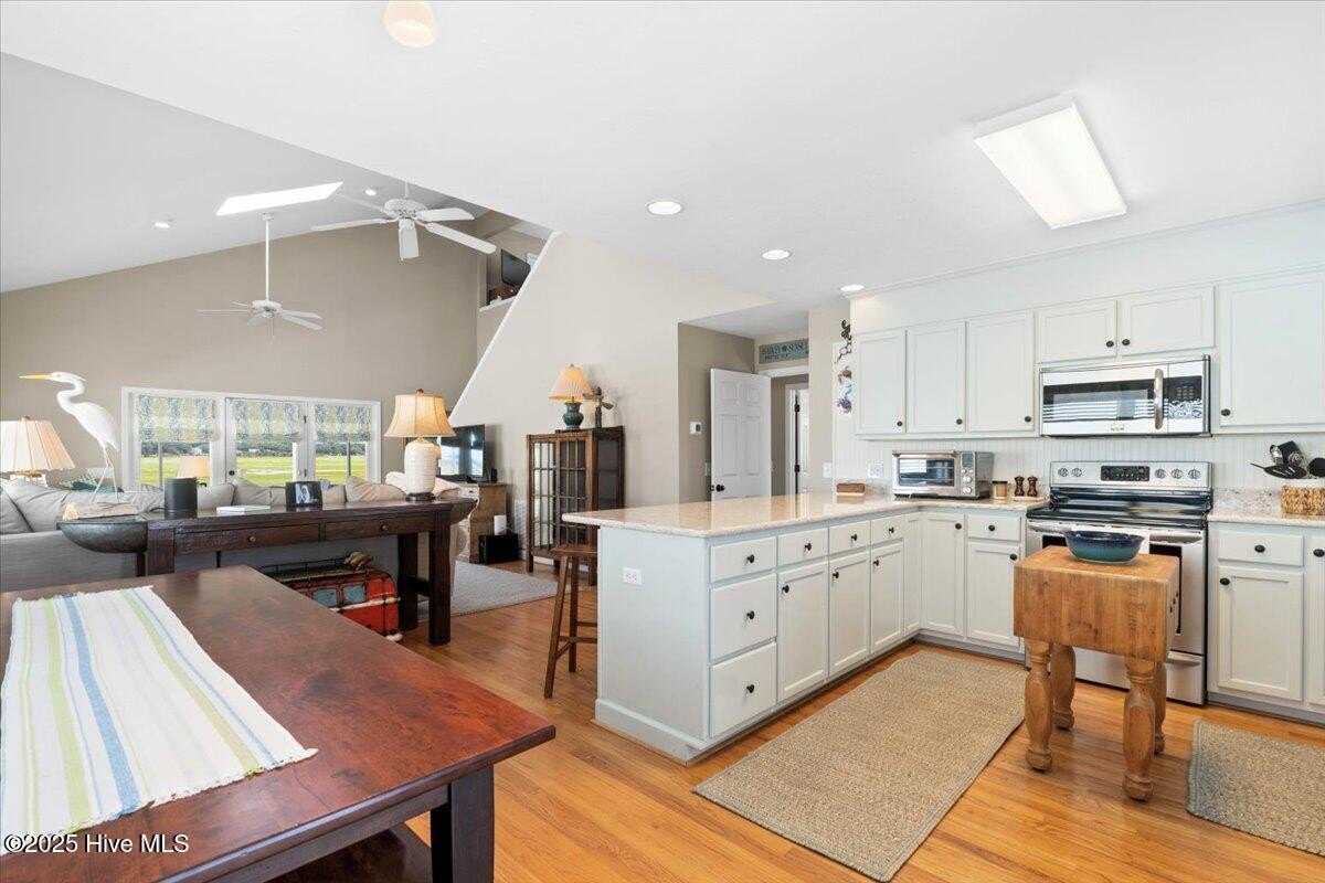 Sunset Beach, North Carolina, 28468, United States, 3 Bedrooms Bedrooms, ,2 BathroomsBathrooms,Residential,For Sale,1895297