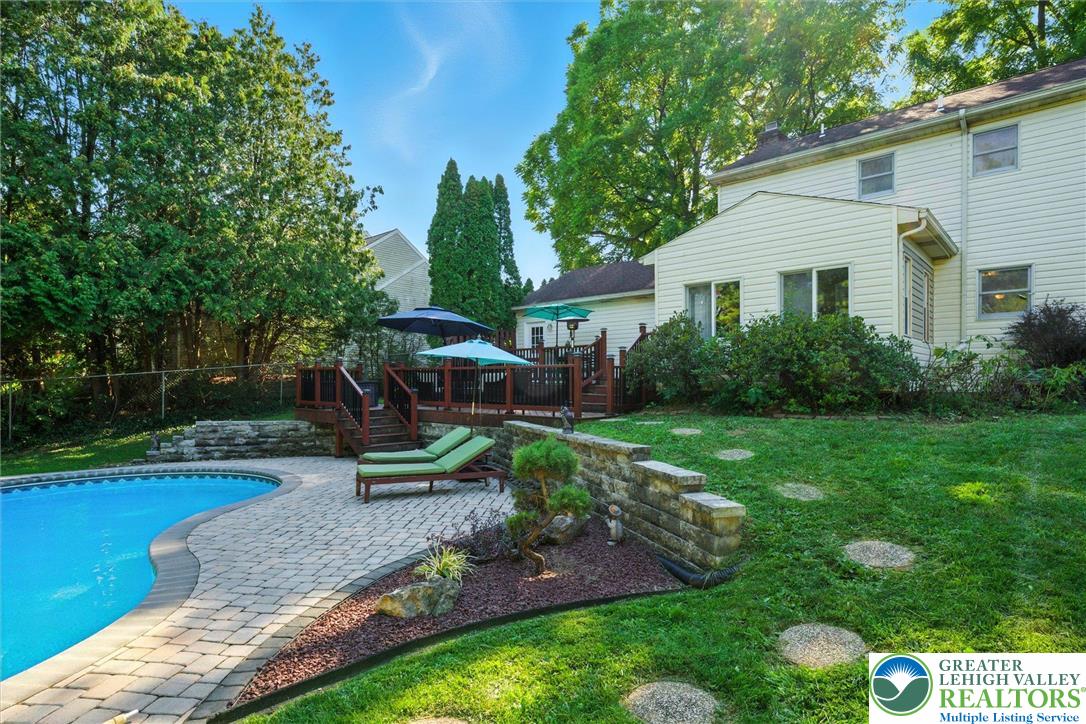 Hanover Twp, Pennsylvania, 18017, United States, 3 Bedrooms Bedrooms, ,3 BathroomsBathrooms,Residential,For Sale,1947788