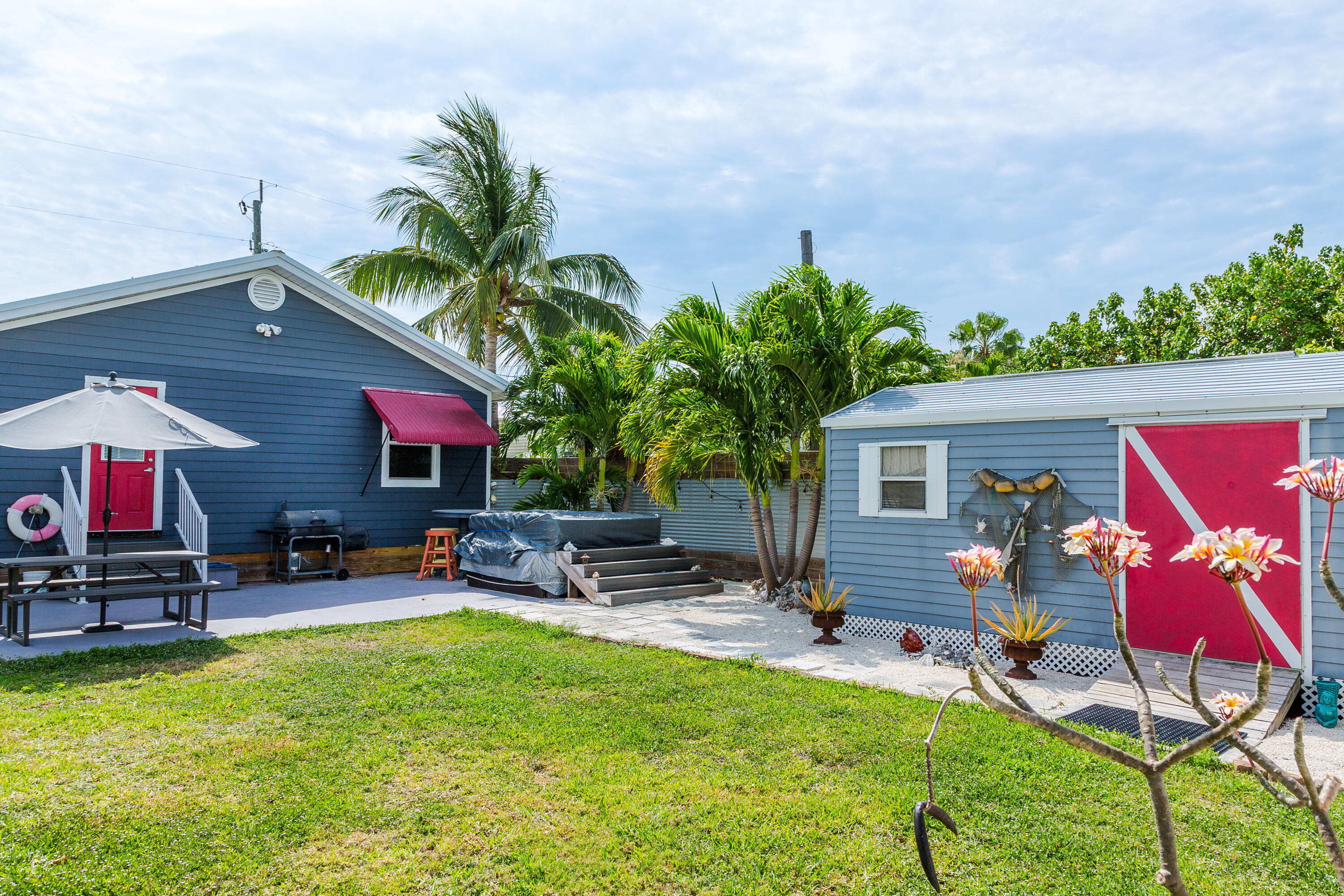 MARATHON, Florida, 33050, United States, 2 Bedrooms Bedrooms, ,1 BathroomBathrooms,Residential,For Sale,1771071