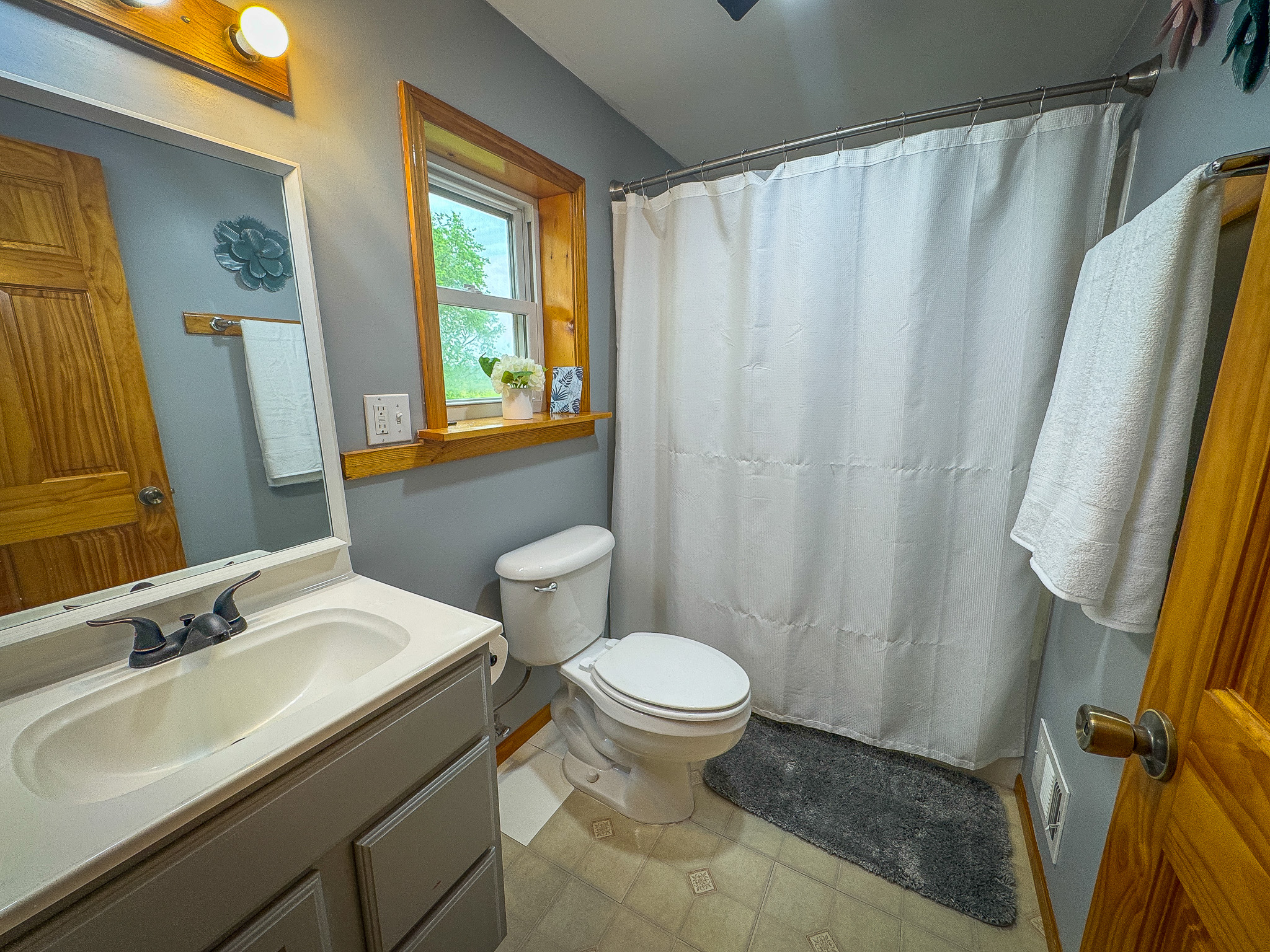 Walkerville, Michigan, 49459, United States, 5 Bedrooms Bedrooms, ,2 BathroomsBathrooms,Residential,For Sale,1942688