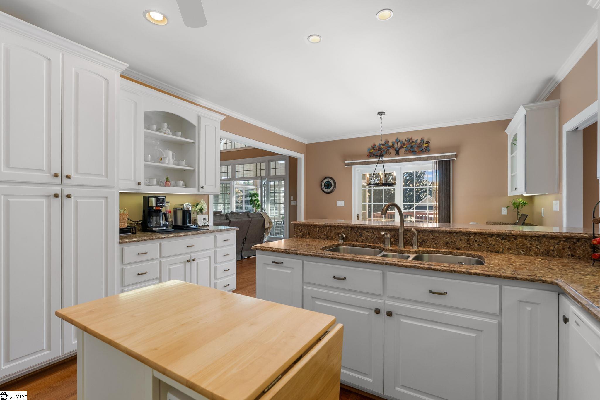 Boiling Springs, South Carolina, 29316, United States, 4 Bedrooms Bedrooms, ,4 BathroomsBathrooms,Residential,For Sale,1989234