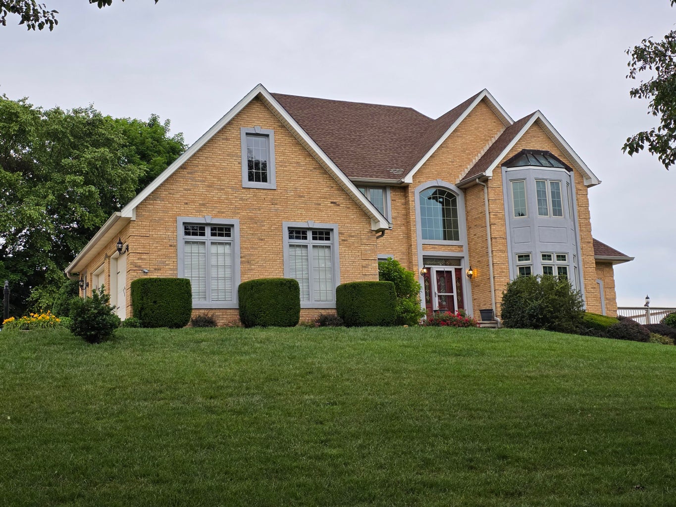 Somerset, Kentucky, 42503, United States, 4 Bedrooms Bedrooms, ,4 BathroomsBathrooms,Residential,For Sale,2048001