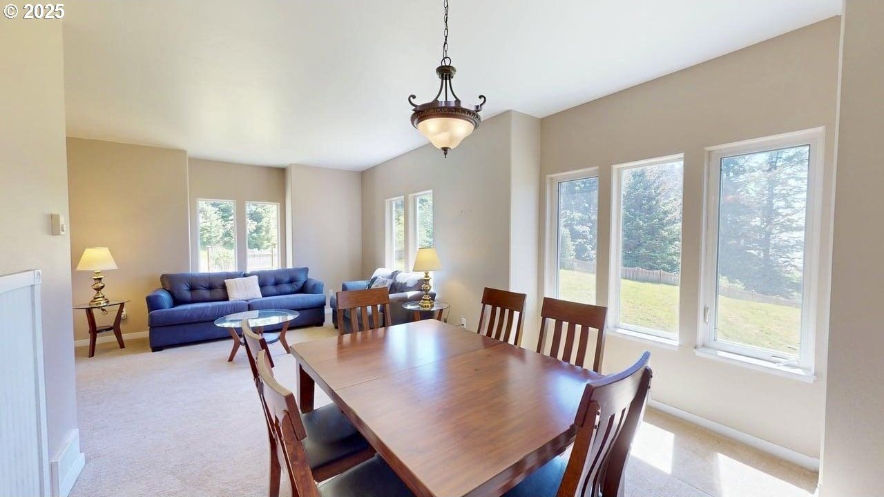 Gold Beach, Oregon, 97444, United States, 6 Bedrooms Bedrooms, ,4 BathroomsBathrooms,Residential,For Sale,1982299