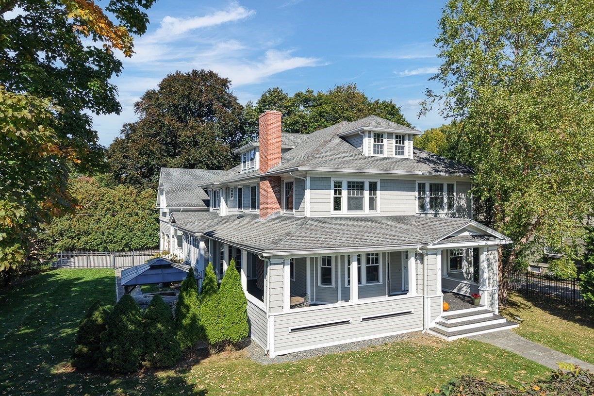 Foxcroft Rd, Winchester, MA 01890